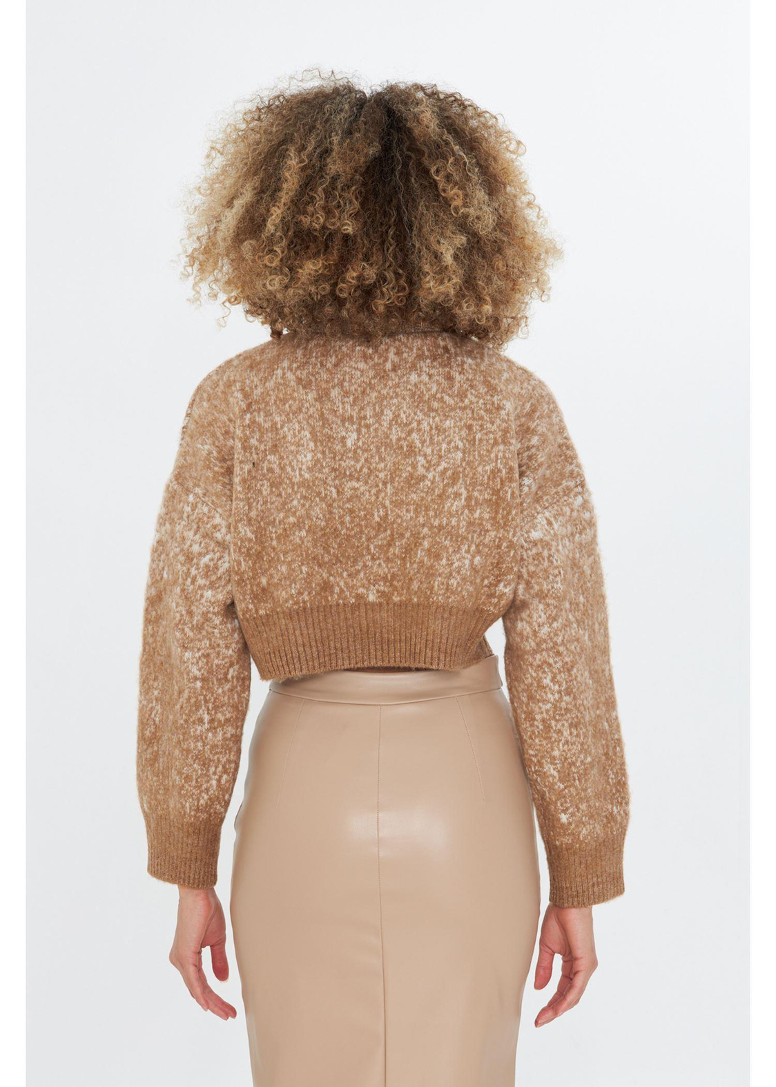 Peluş Dokulu Crop Kazak