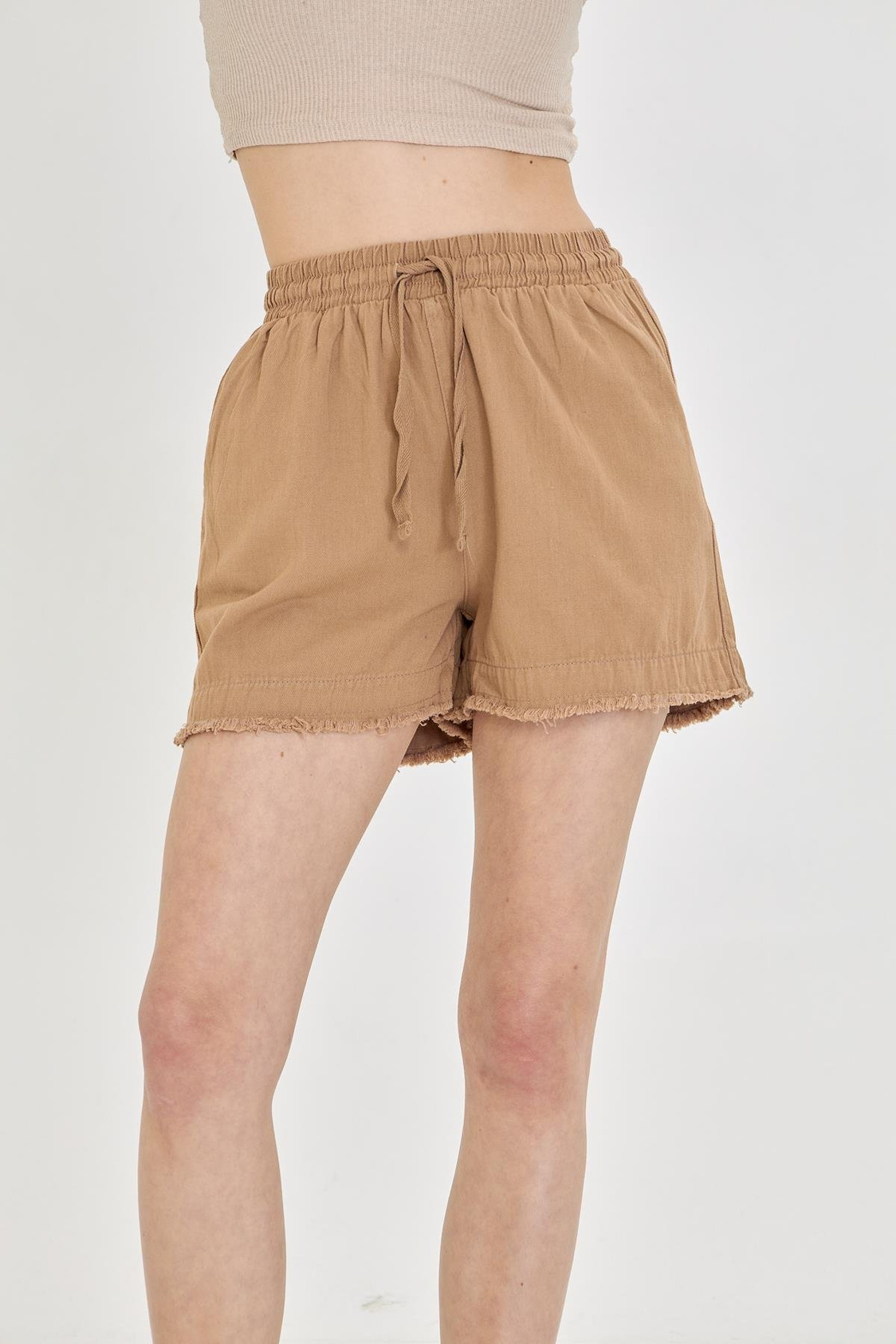 Püsküllü Gabardin Şort