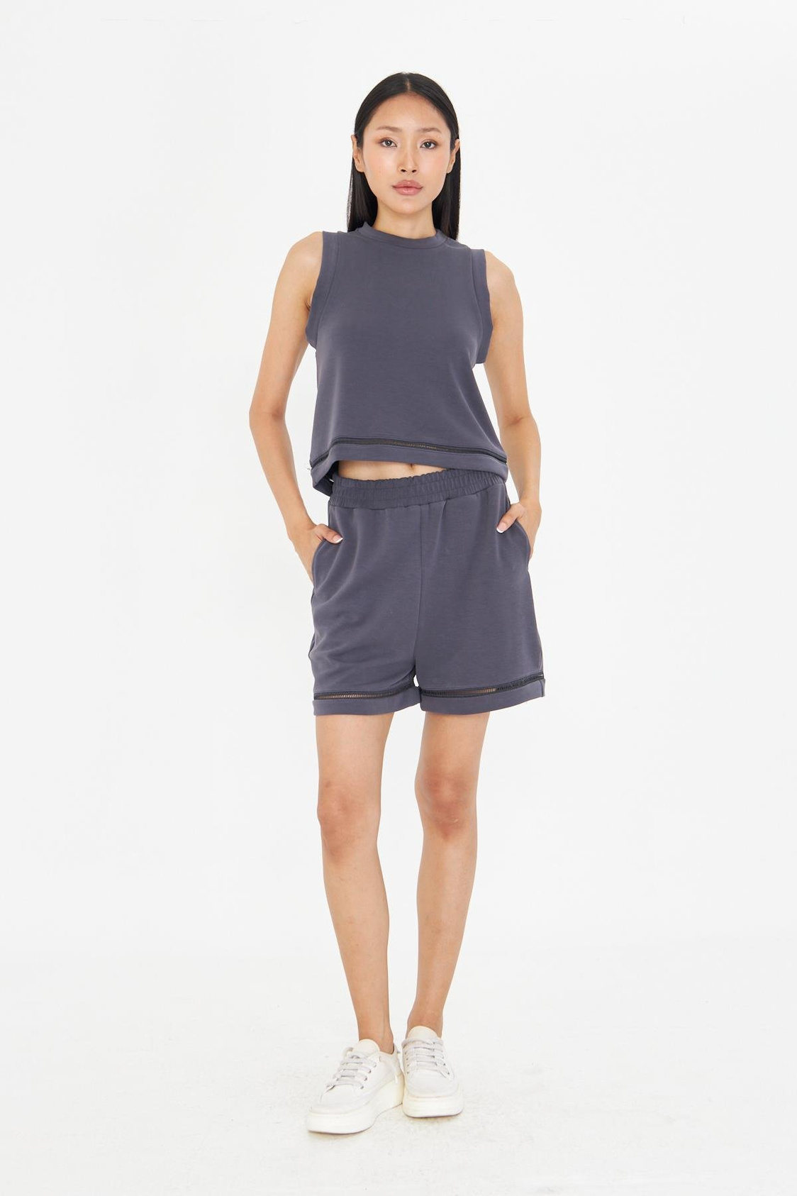 Şerit Detaylı Sıfır Kol Modal T-Shirt