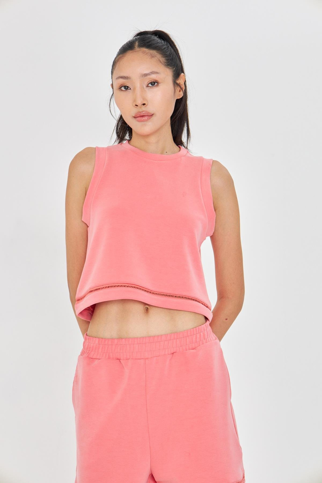 Şerit Detaylı Sıfır Kol Modal T-shirt