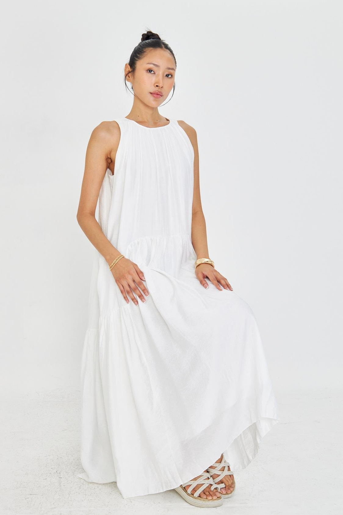 Sıfır Kol Fırfırlı Uzun Elbise