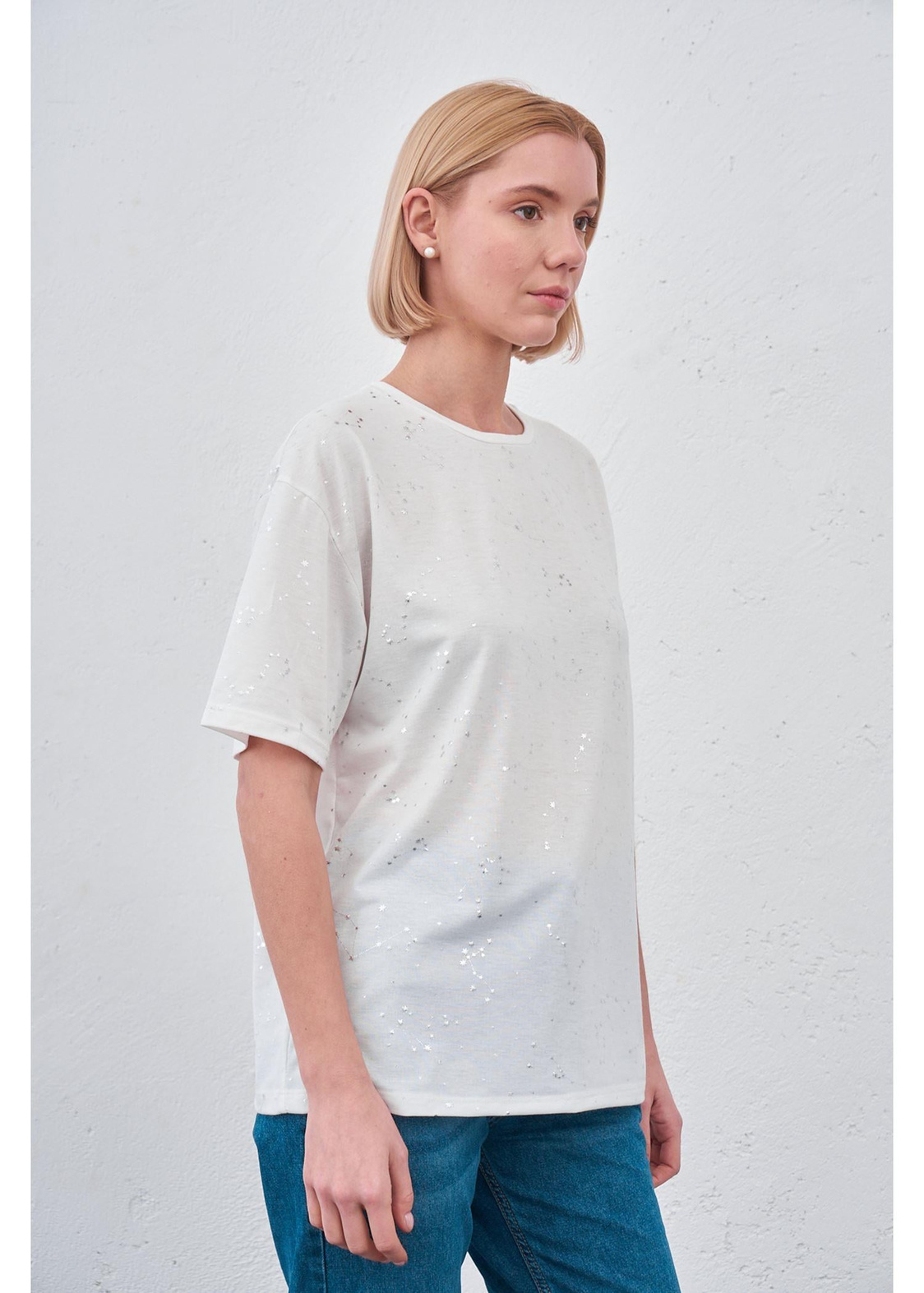Simli Yıldız Baskılı T-shirt-Beyaz