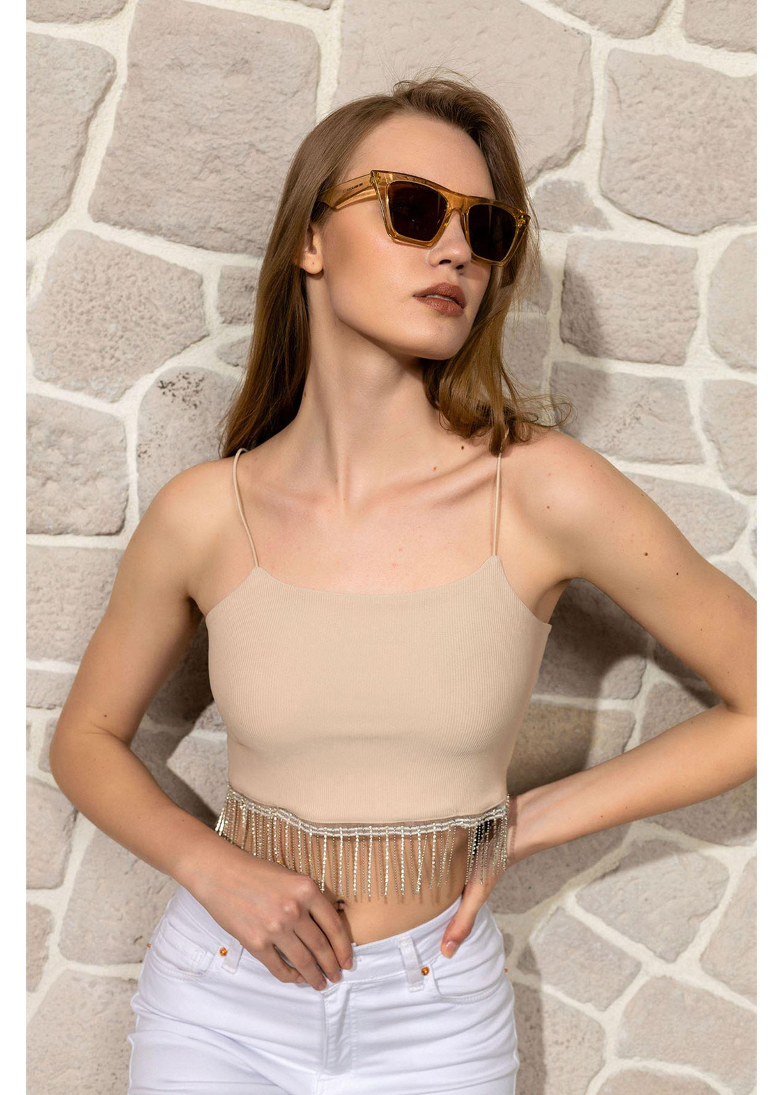 Taş Detaylı Crop Bluz-Bej
