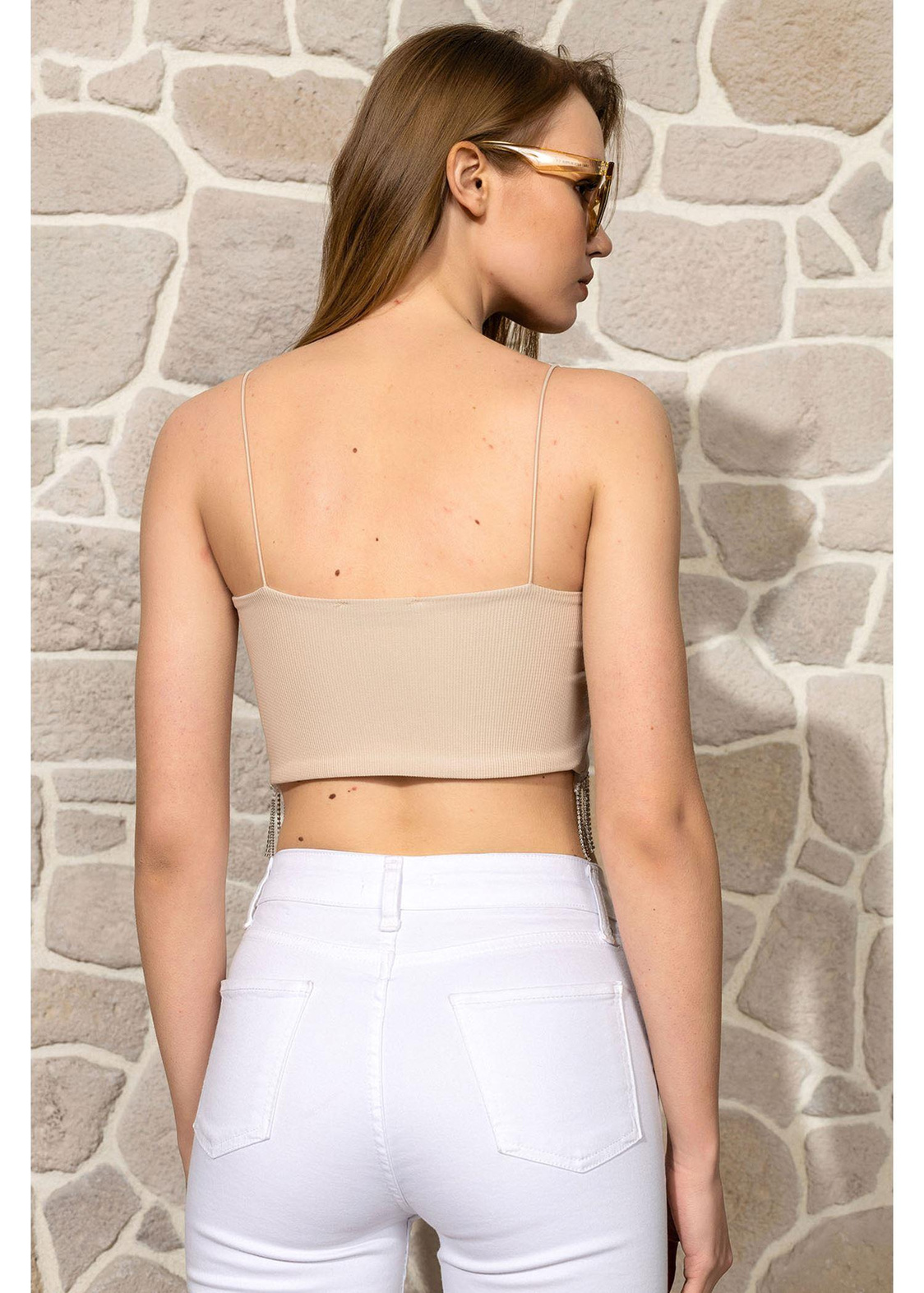 Taş Detaylı Crop Bluz-Bej