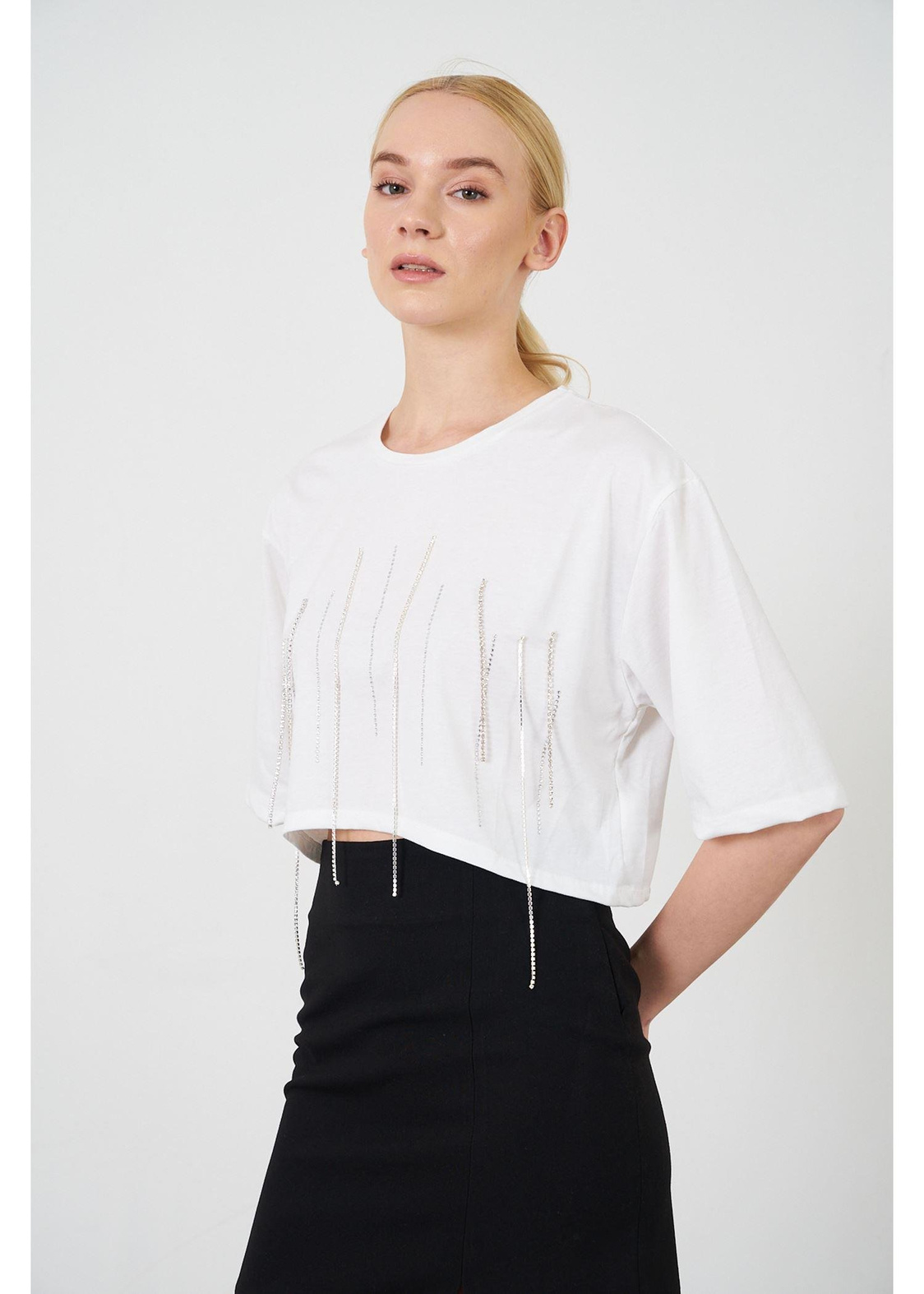 Taş Detaylı Crop T-shirt-Ekru