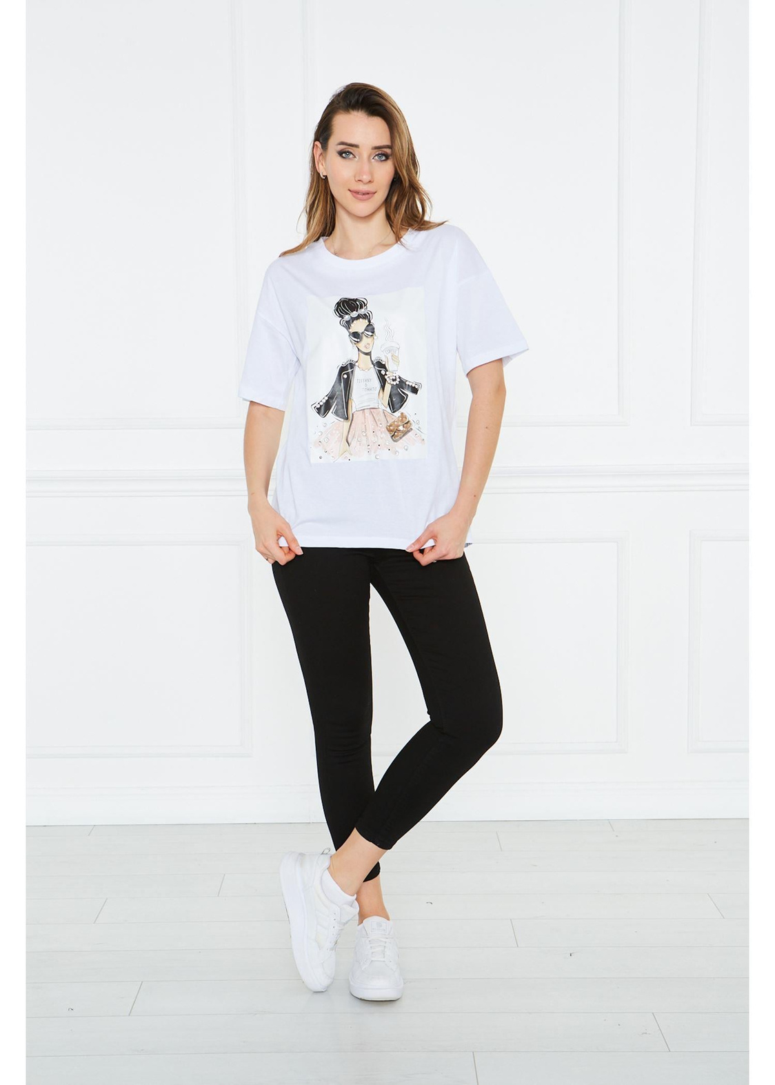Taş Detaylı Süprem T-Shirt-Beyaz