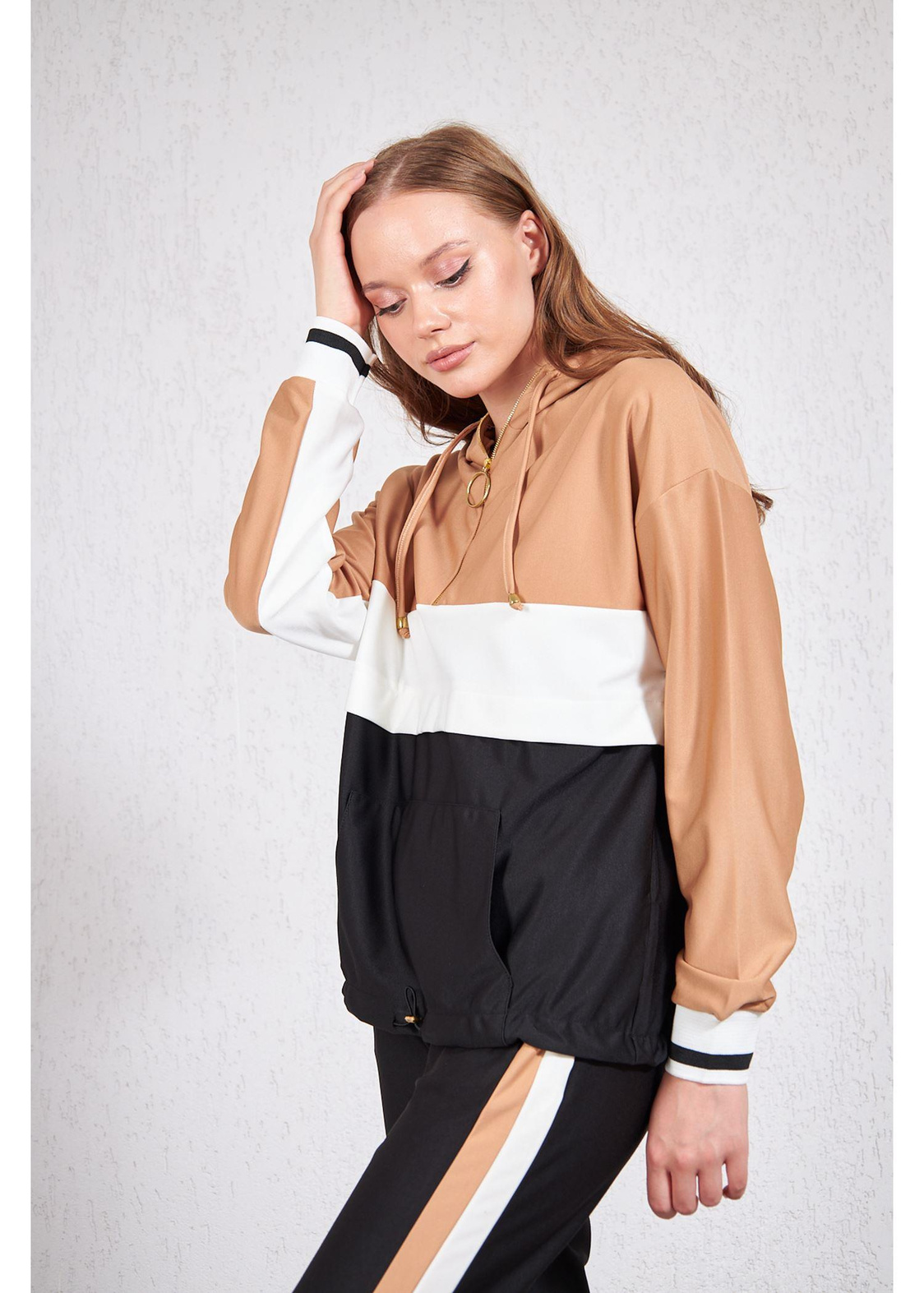 Üç Renkli Garnili Sweat-Camel