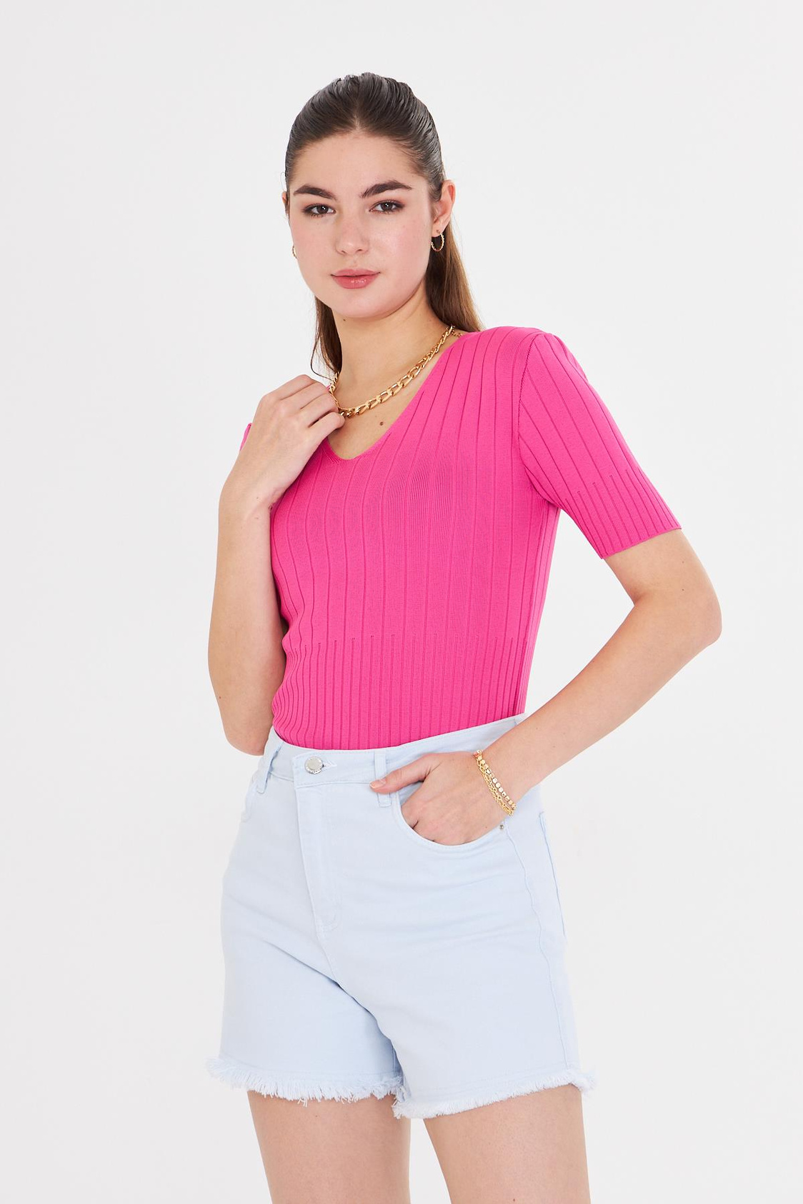 V Yaka Kısa Kol Body - Fuşya 