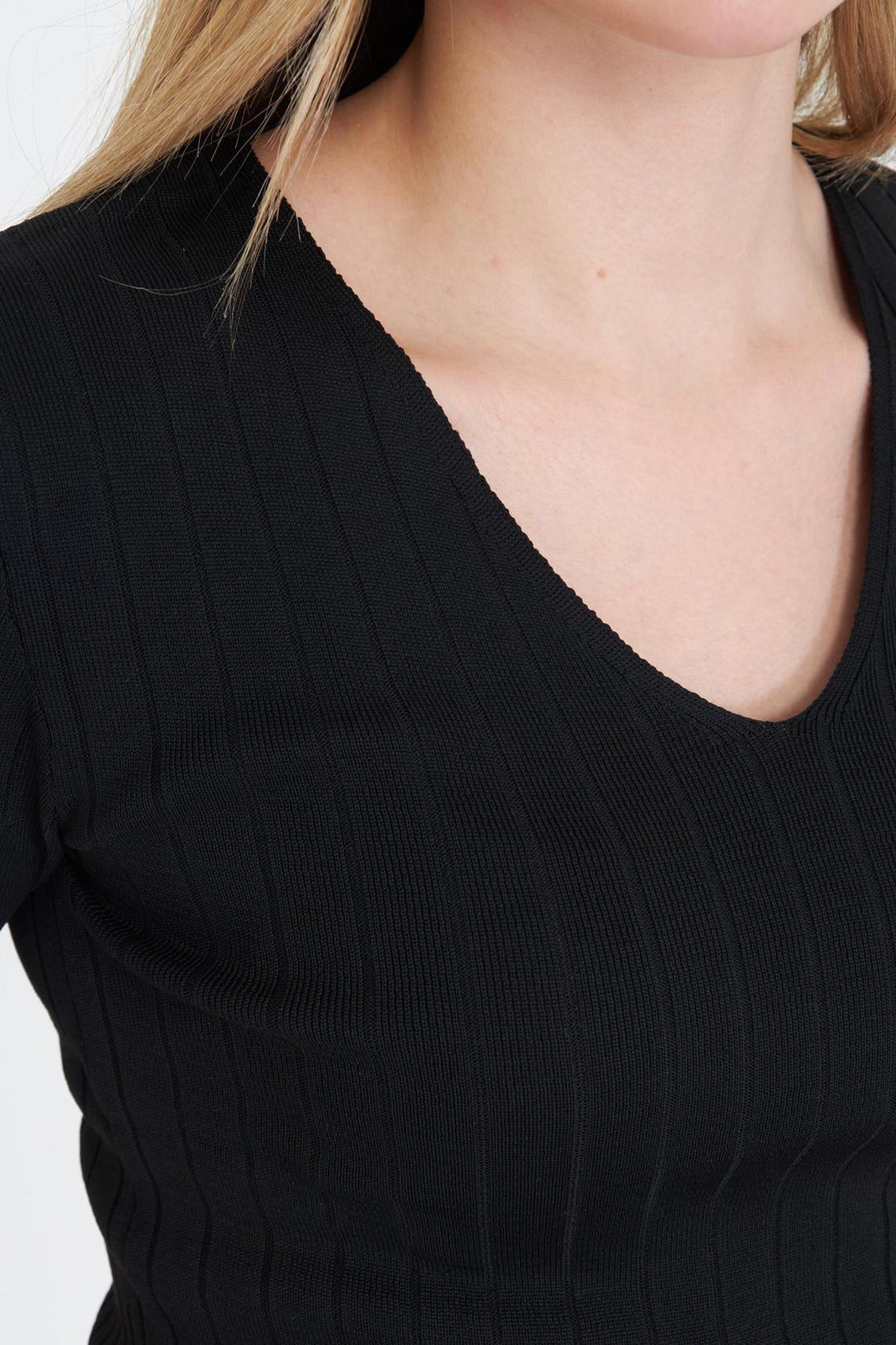 V Yaka Kısa Kol Body - Siyah