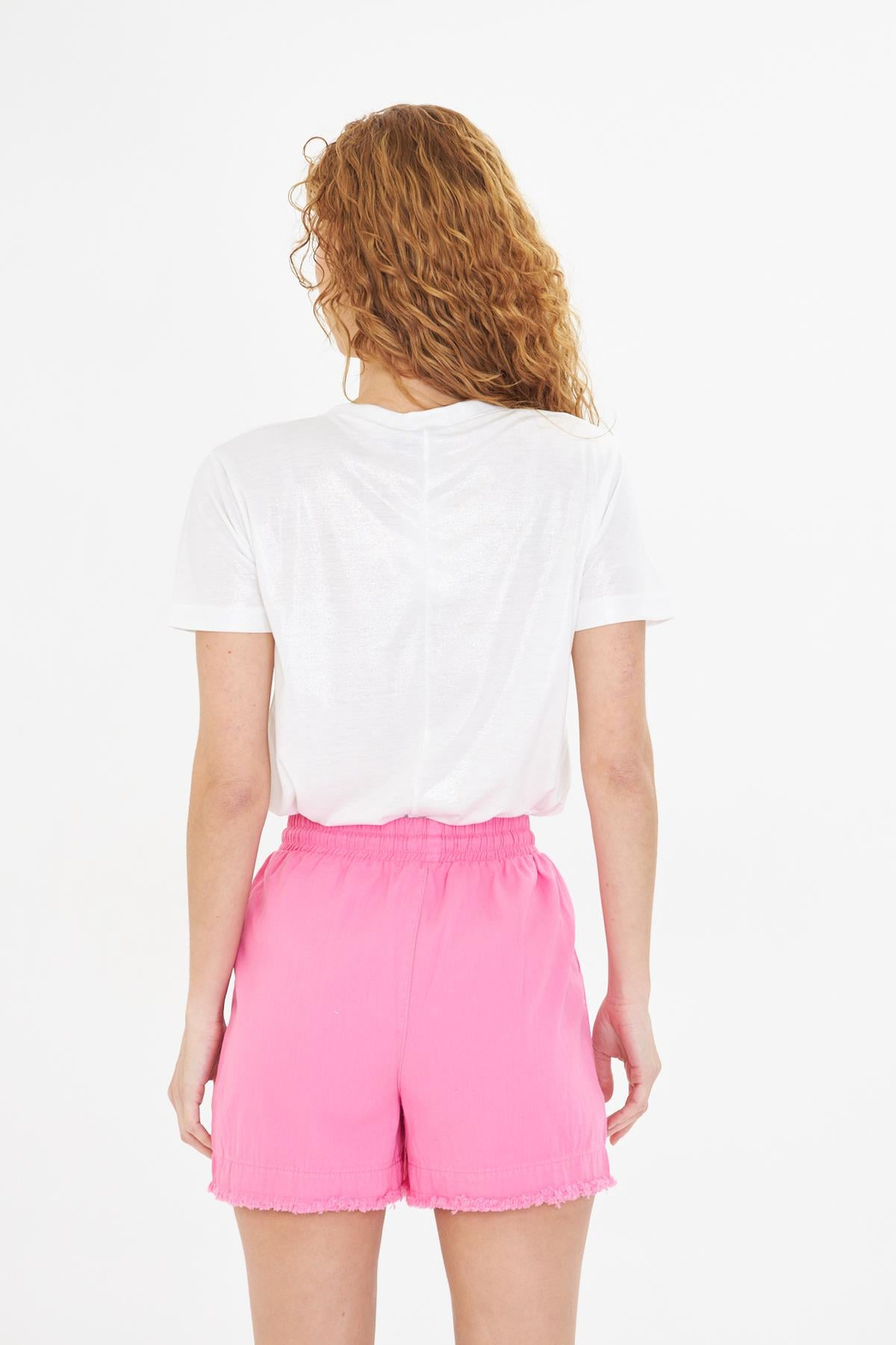V Yaka Simli T-shirt