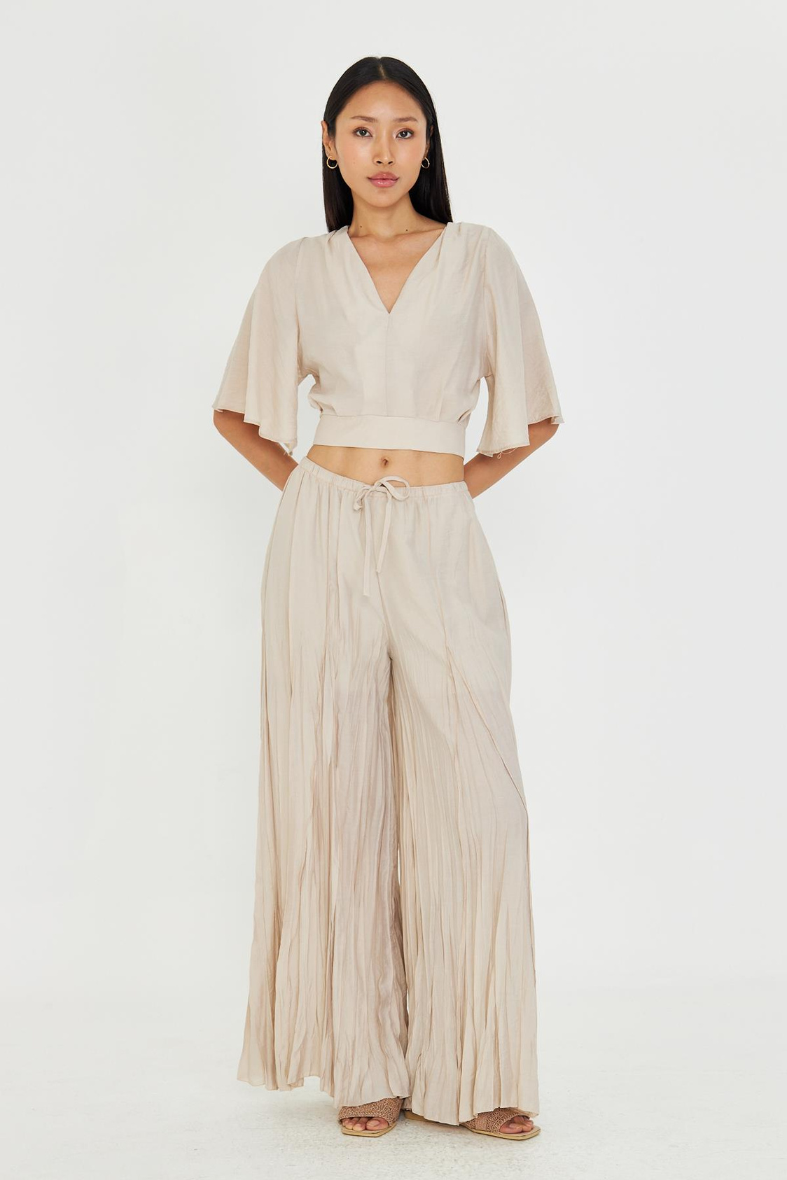 V Yaka Sırt Dekolteli Bluz