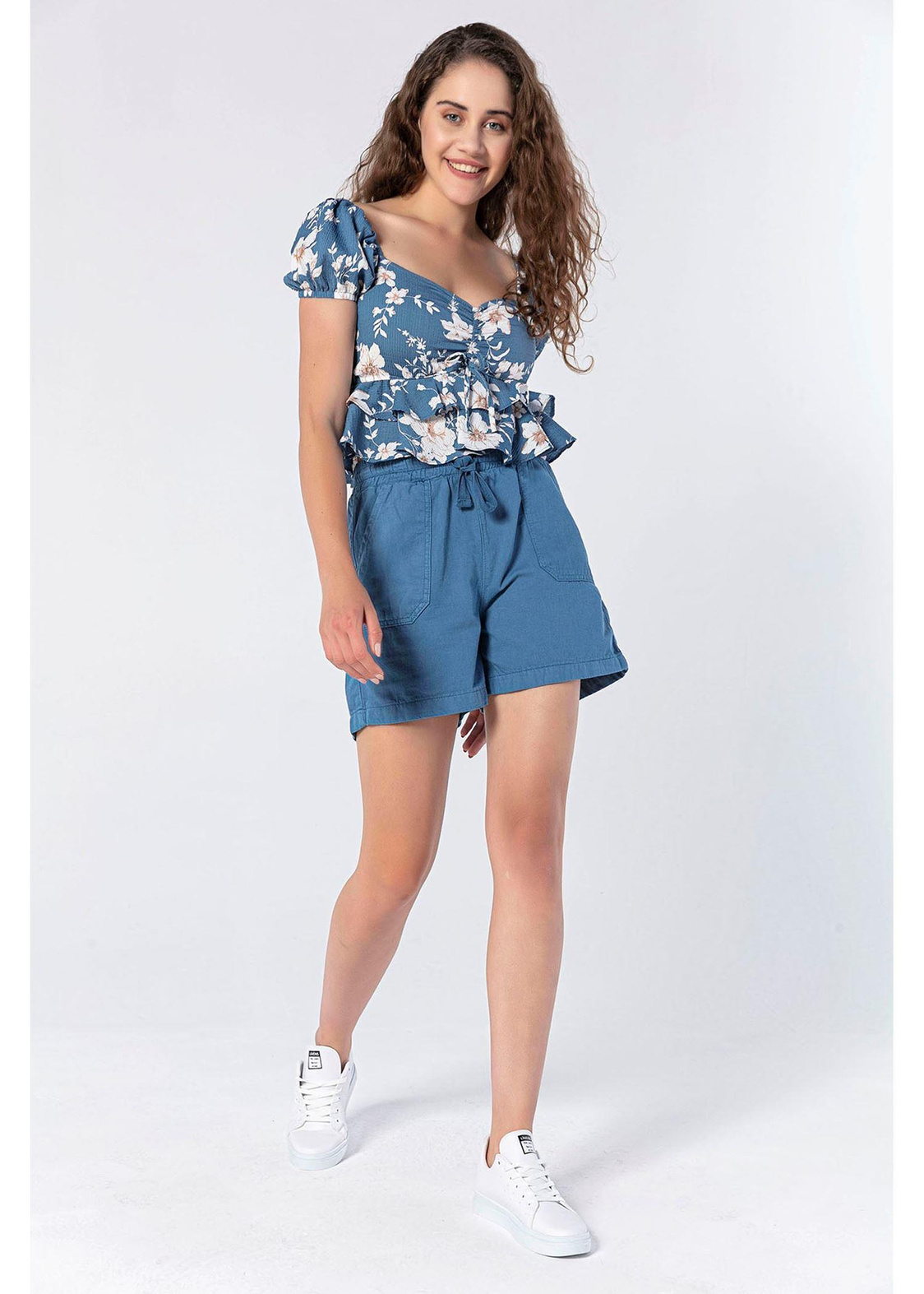 Volanlı, Çiçek Desenli Crop Bluz-Mavi