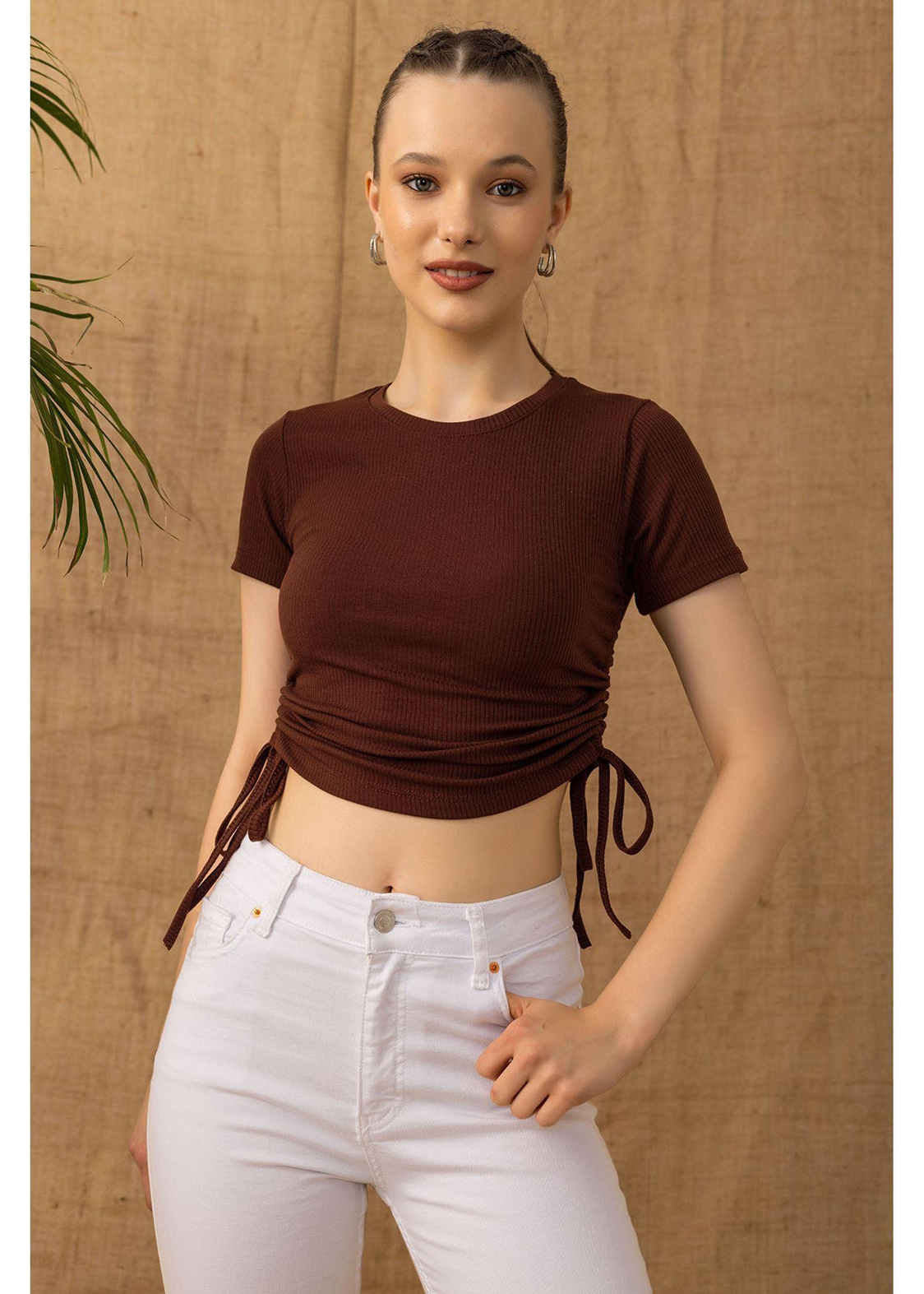 Yanları Büzgülü Basic T-shirt-Kahve