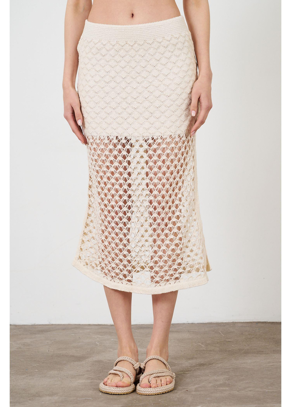 Yarım Astarlı Ajurlu Etek-Bej