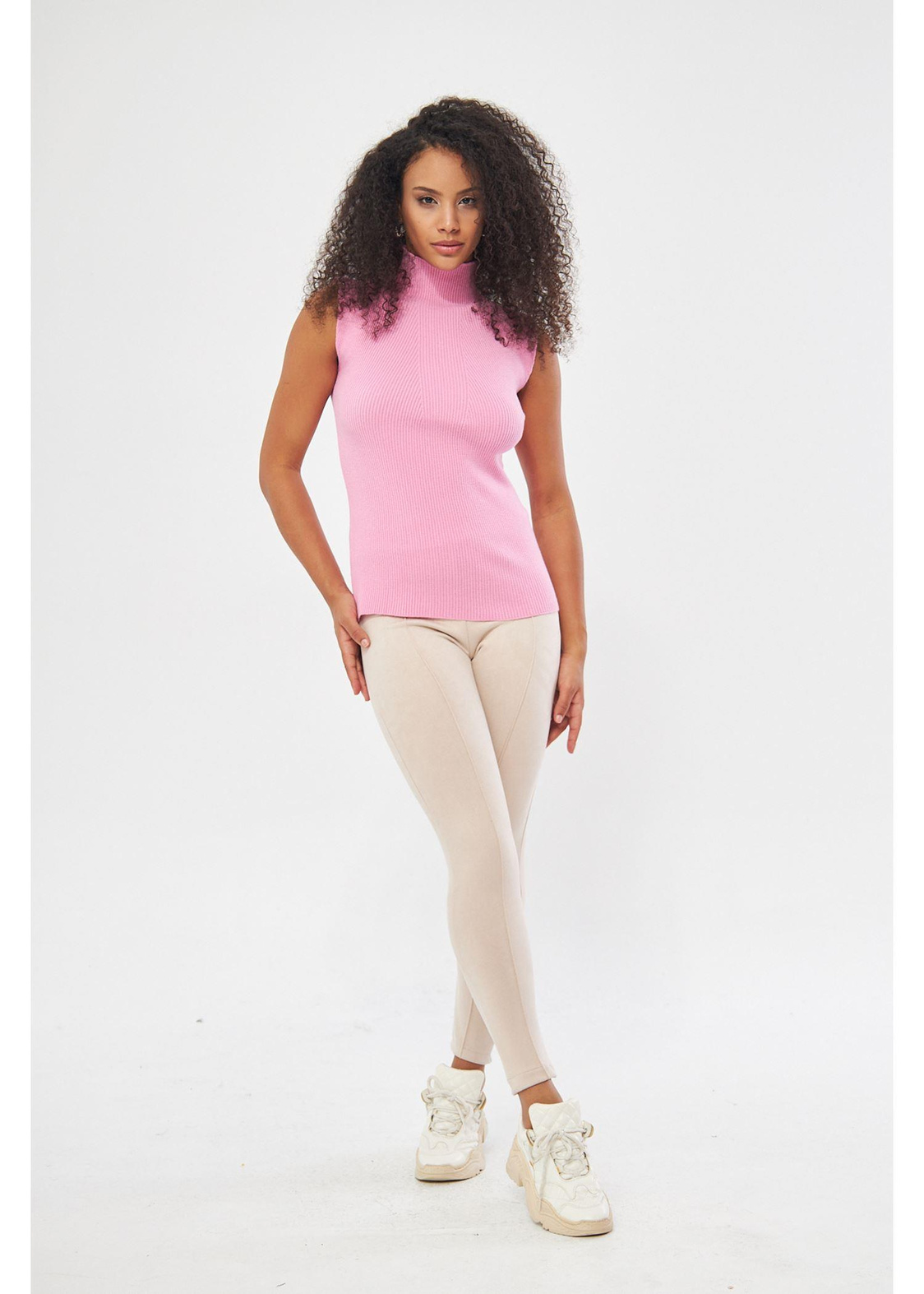 Yarım Balıkçı Kolsuz Triko Kazak