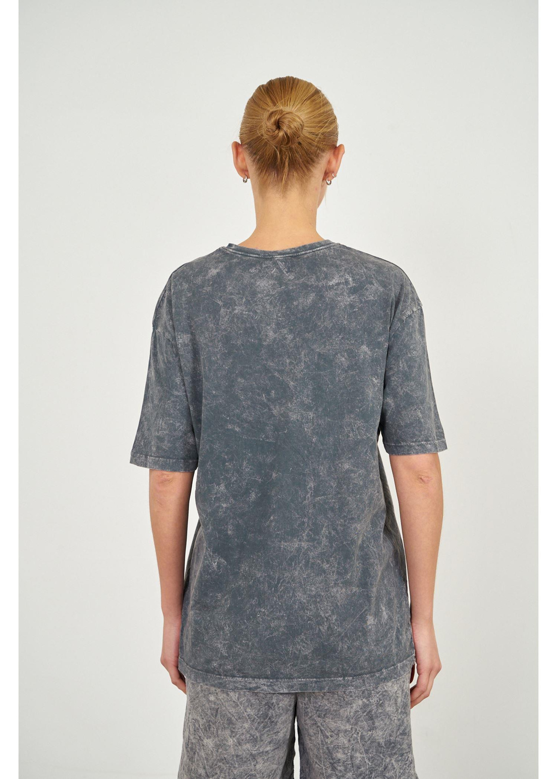 Yıkamalı Kız Baskılı Basic T-shirt-Antrasit