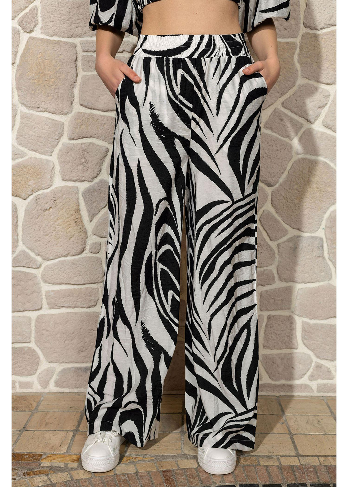 Zebra Desenli Bol Paça Pantolon-Siyah
