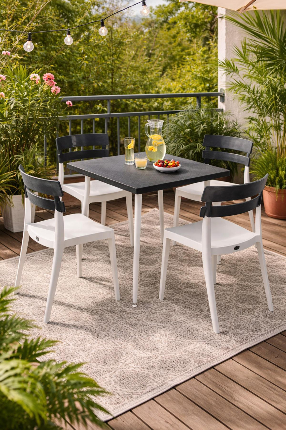Alezy Carmen Masa Takımı 80x80 Masa + 4 Bermo Beyaz Ayaklı Koltuk Antrasit | ID6383