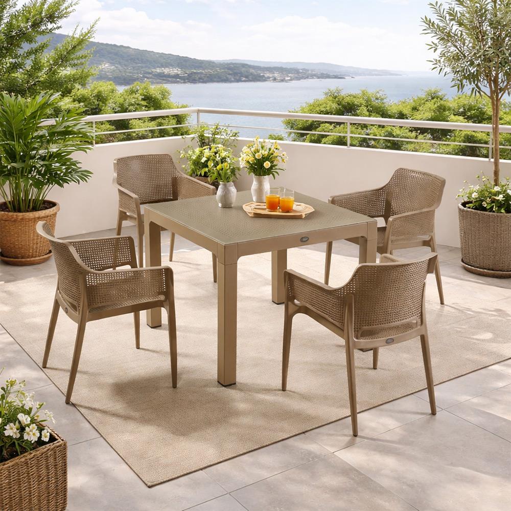 Novussi Boom Masa Takımı 90x90 Camlı Masa + 4 Adet Boom Koltuk | ID6487