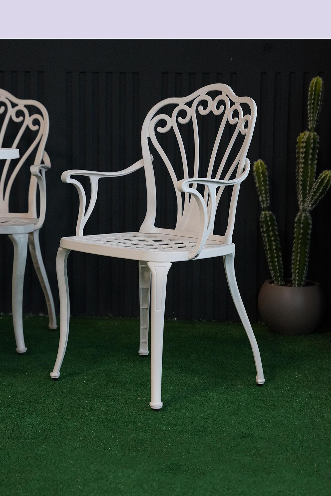 Alezy İstanbul Masa Takımı Ø75 cm Yuvarlak Masa 3 Adet İstanbul Koltuk Ferforje Görünümlü Set