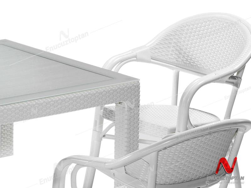 Novussi NST-002 Nirvana Bahçe Masa Takımı 90x90 Camlı Masa + 4 Koltuk Beyaz  | ID4630