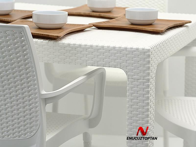 Novussi Rattan Camsız Kare Masa + 4 Adet Sunset Sandalye | ID1306