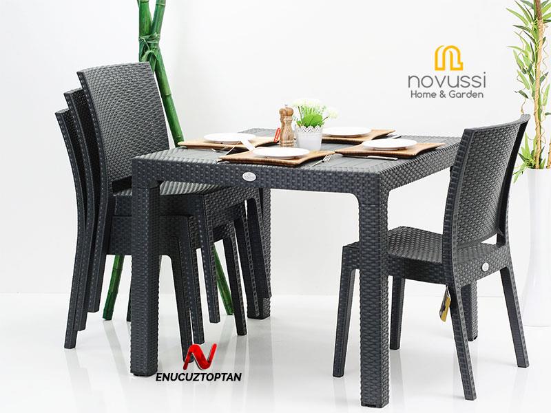 Novussi Rattan Camsız Kare Masa + 4 Adet Nice Rattan Sandalye | ID1299