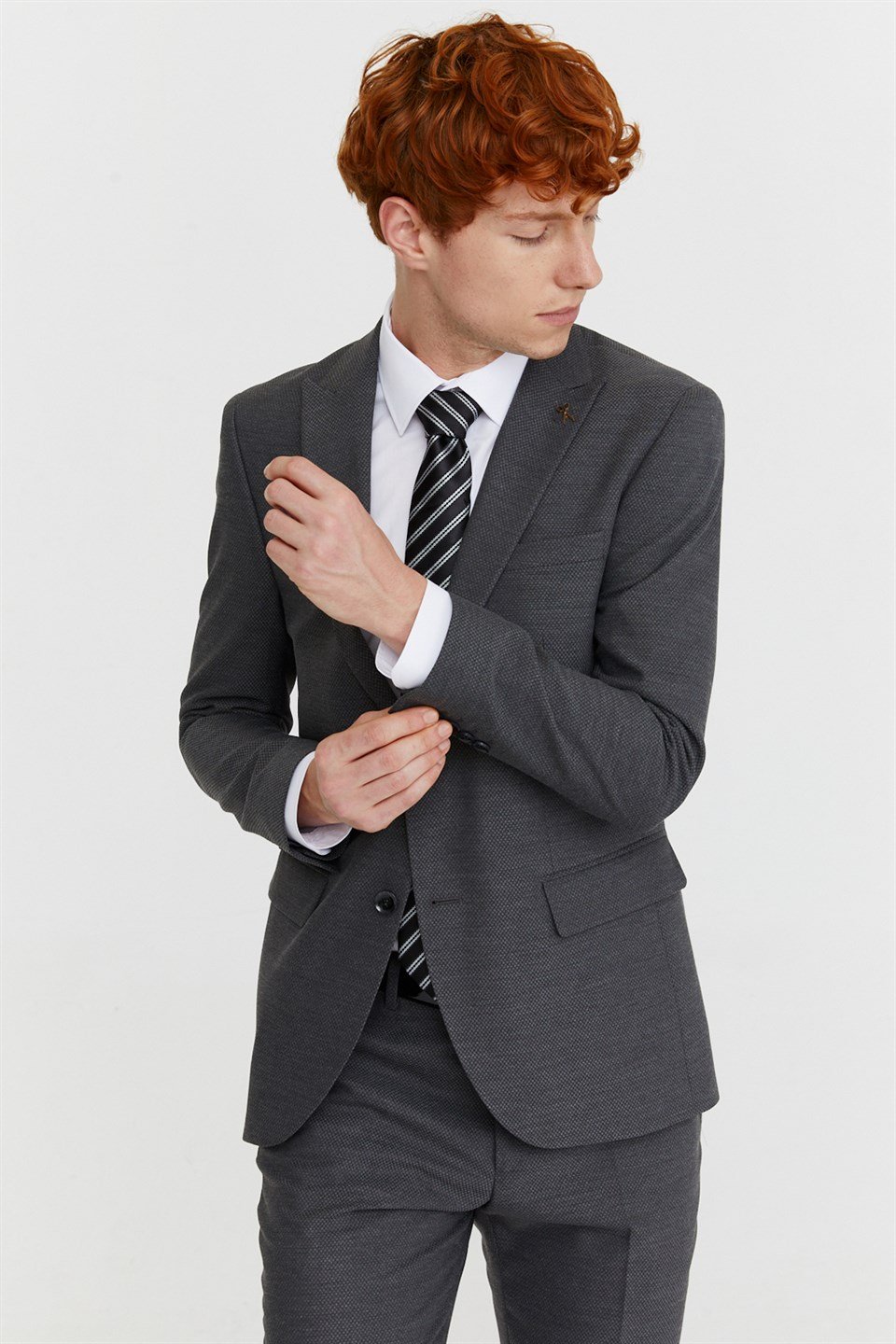  Morven Erkek Gri Slim Fit Dar Kesim Jakarlı 6 Drop Takım Elbise