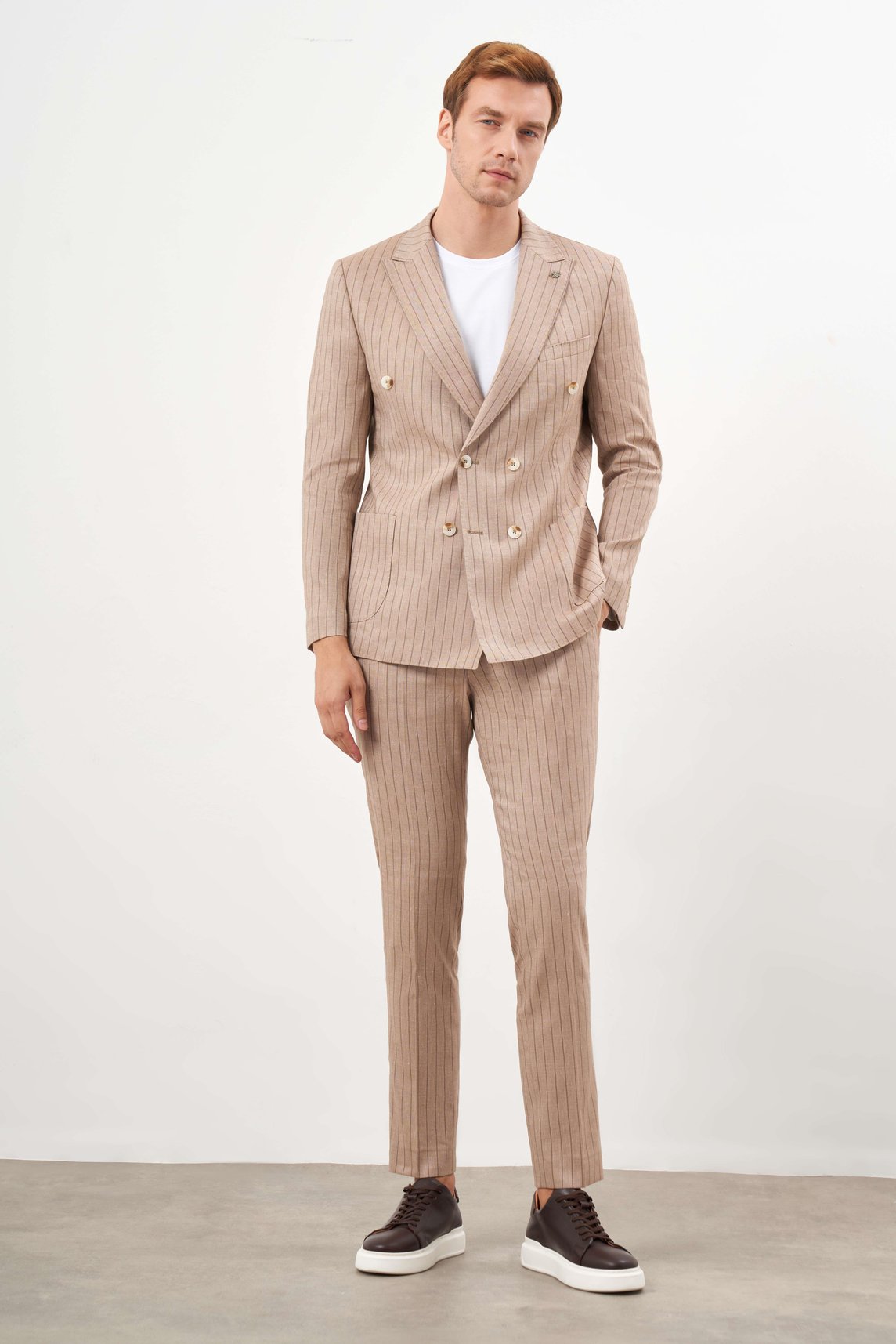 Morven Erkek Kremrengi Keten Trend Kruvaze Slim Fit Sivri Yaka Takım Elbise