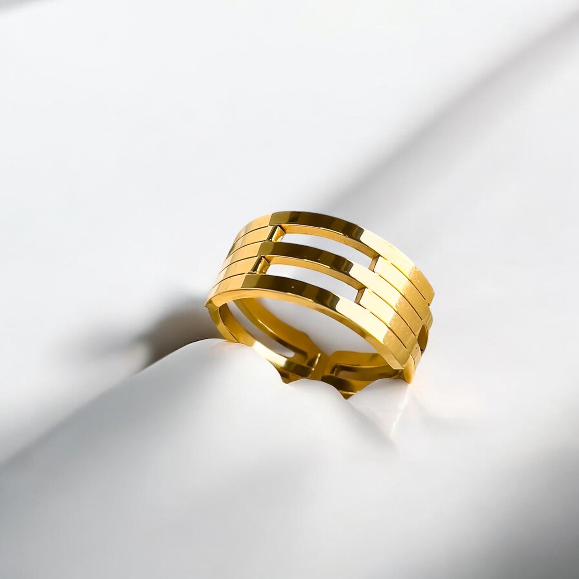 Kaburga Model Gold Yüzük