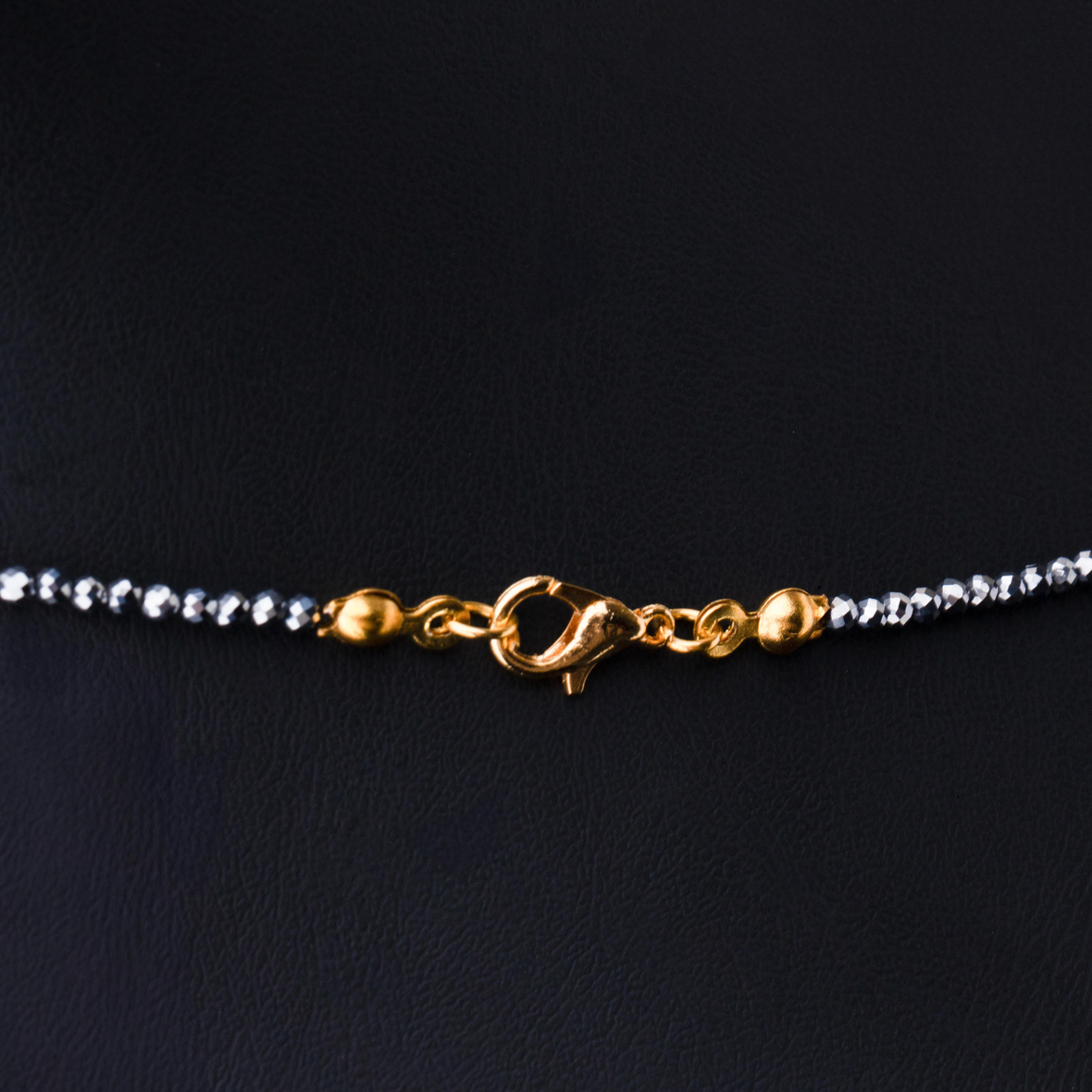 Hematit Parıltısı Doğal Taş Kolye