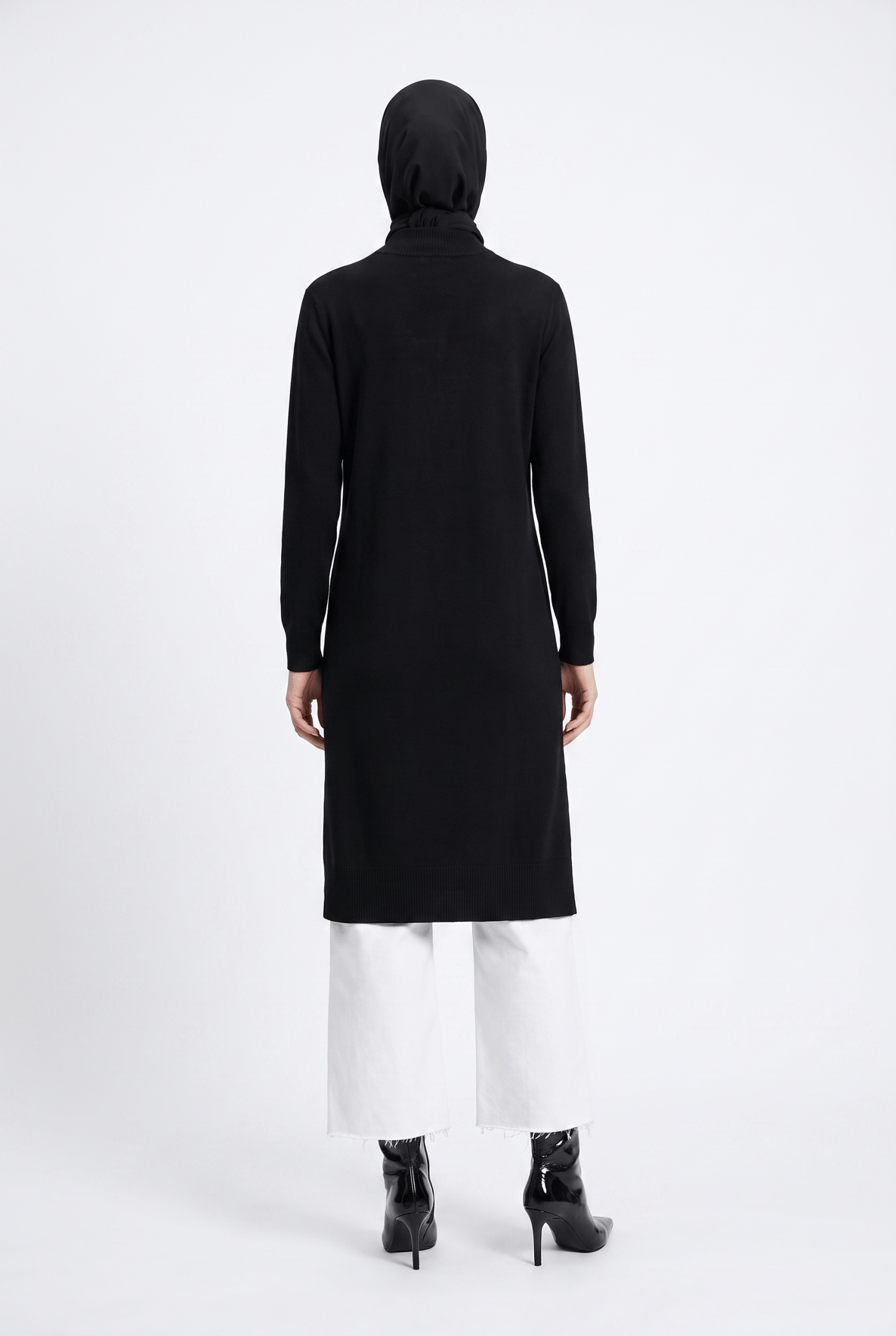 Armine Çiçek Desenli Triko Tunik 25KTD4111 Siyah
