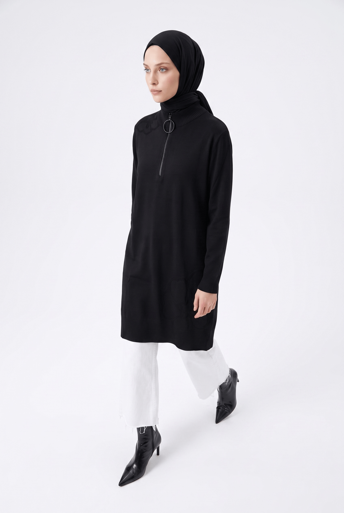 Armine Çiçek Desenli Triko Tunik 25KTD4111 Siyah