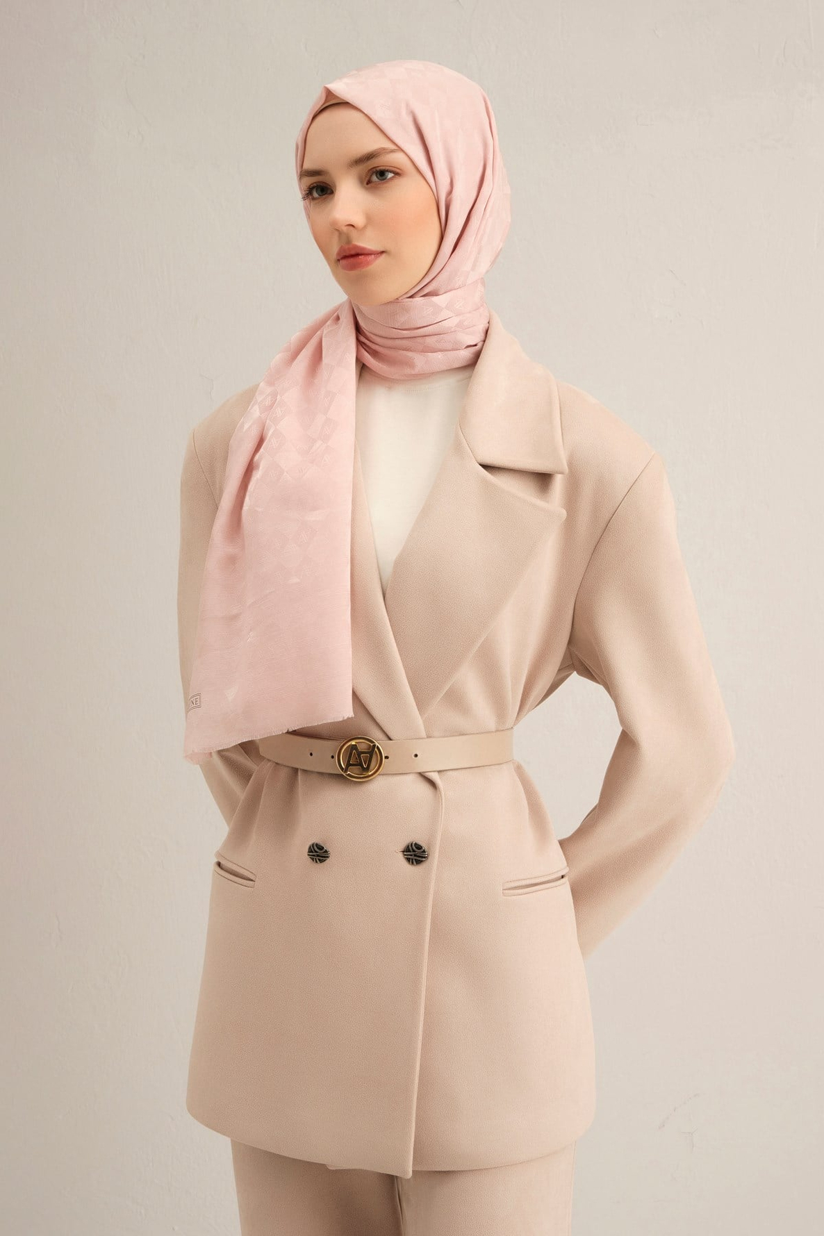 Armine Elegance İpek Pamuk Kare Monogram Şal 10066