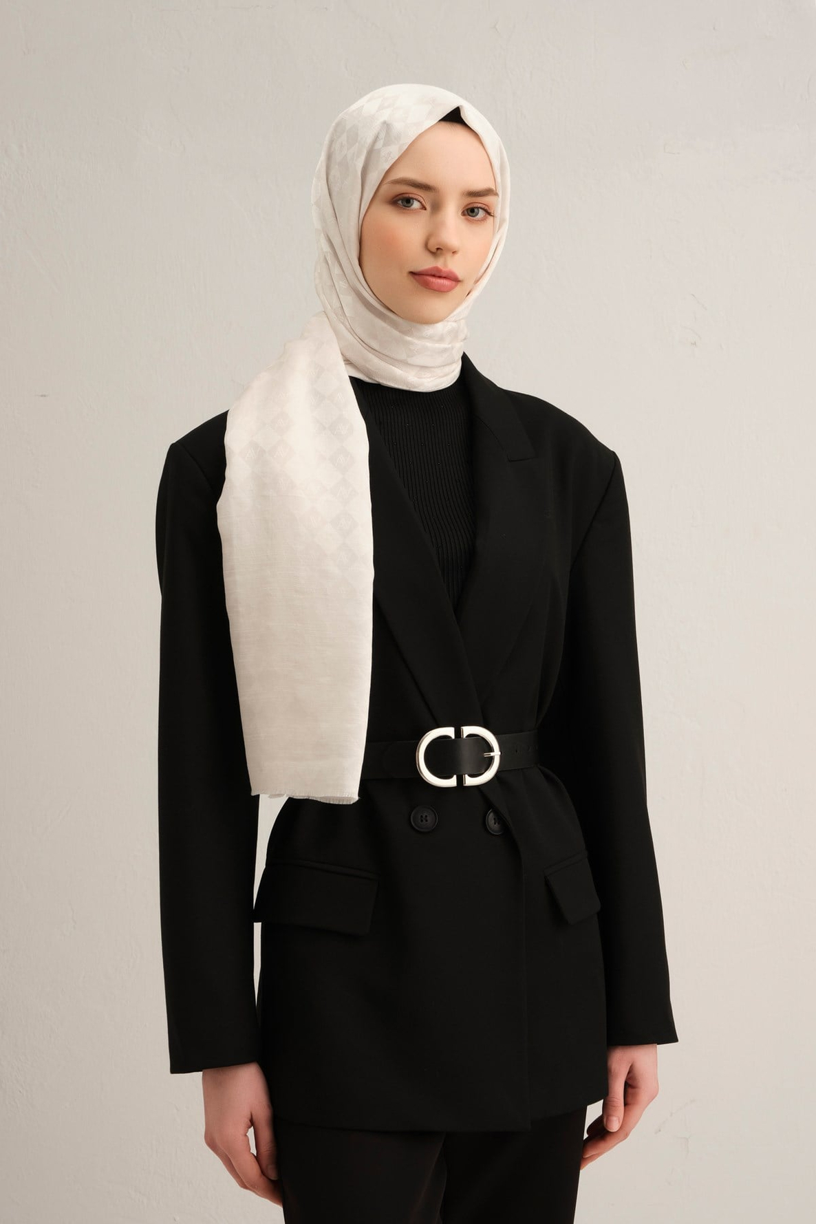 Armine Elegance İpek Pamuk Kare Monogram Şal 10063