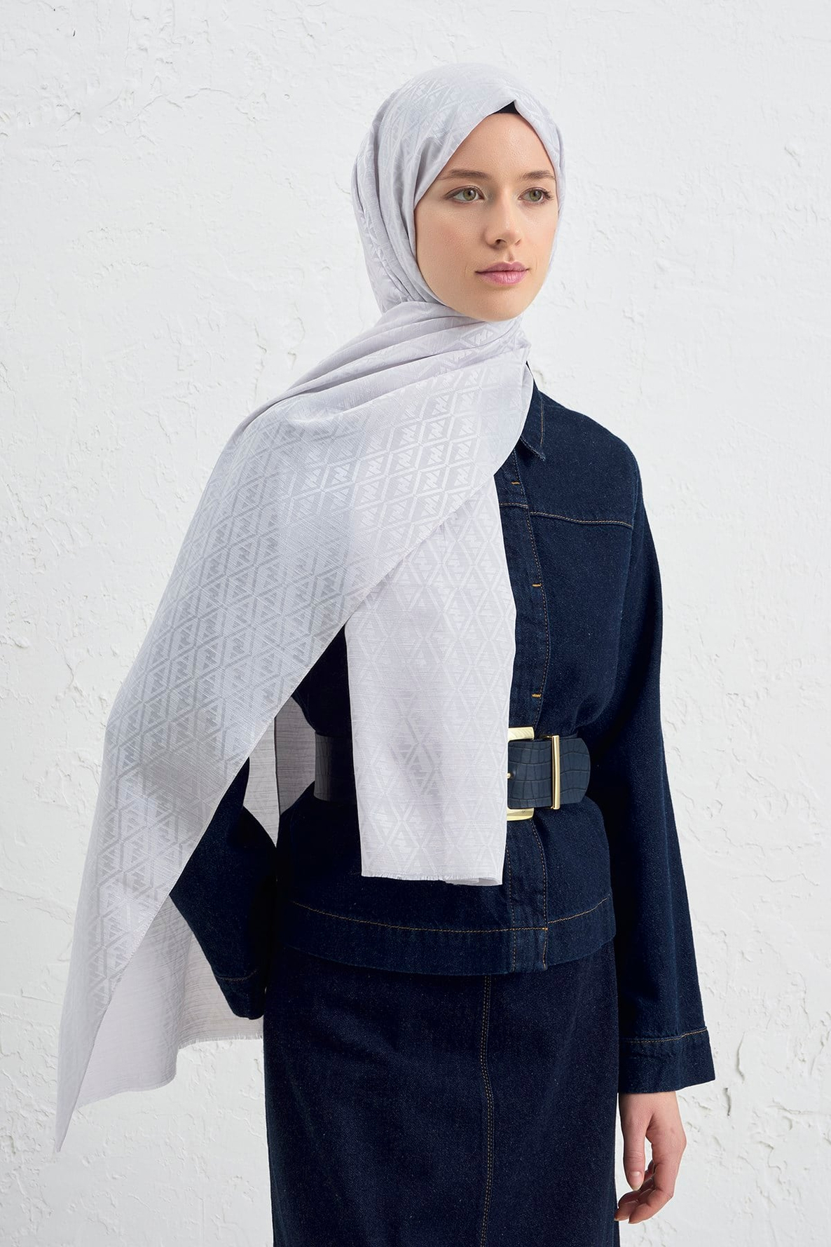 Armine Elegance İpek Pamuk Monogram Şal 23