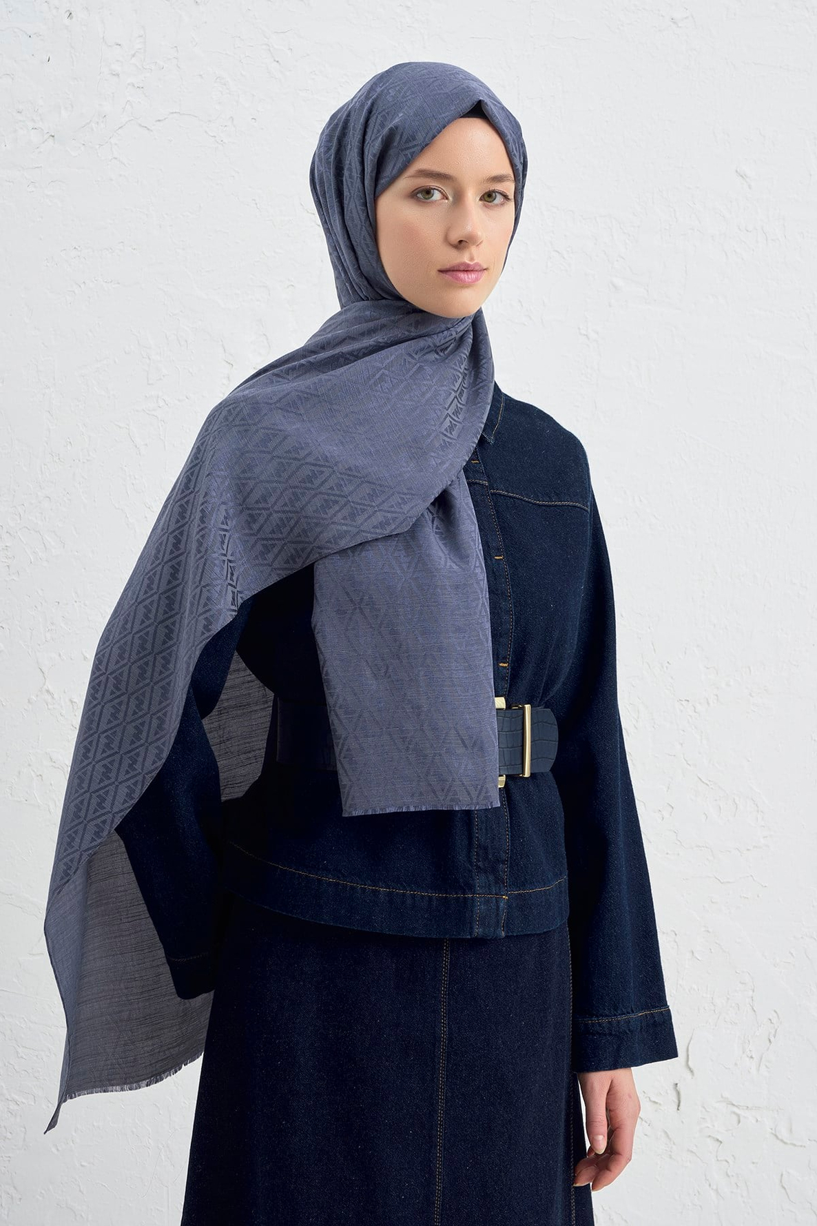 Armine Elegance İpek Pamuk Monogram Şal 19