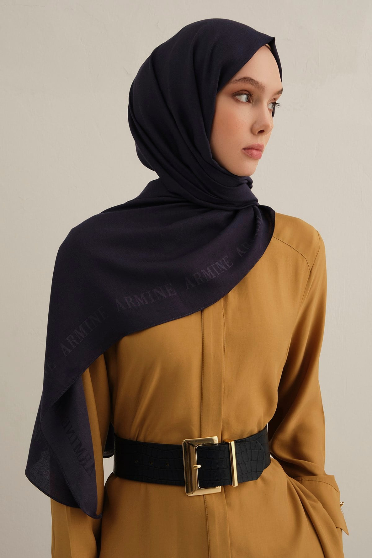 Armine Logo Bordürlü Pamuk İpek Şal 02
