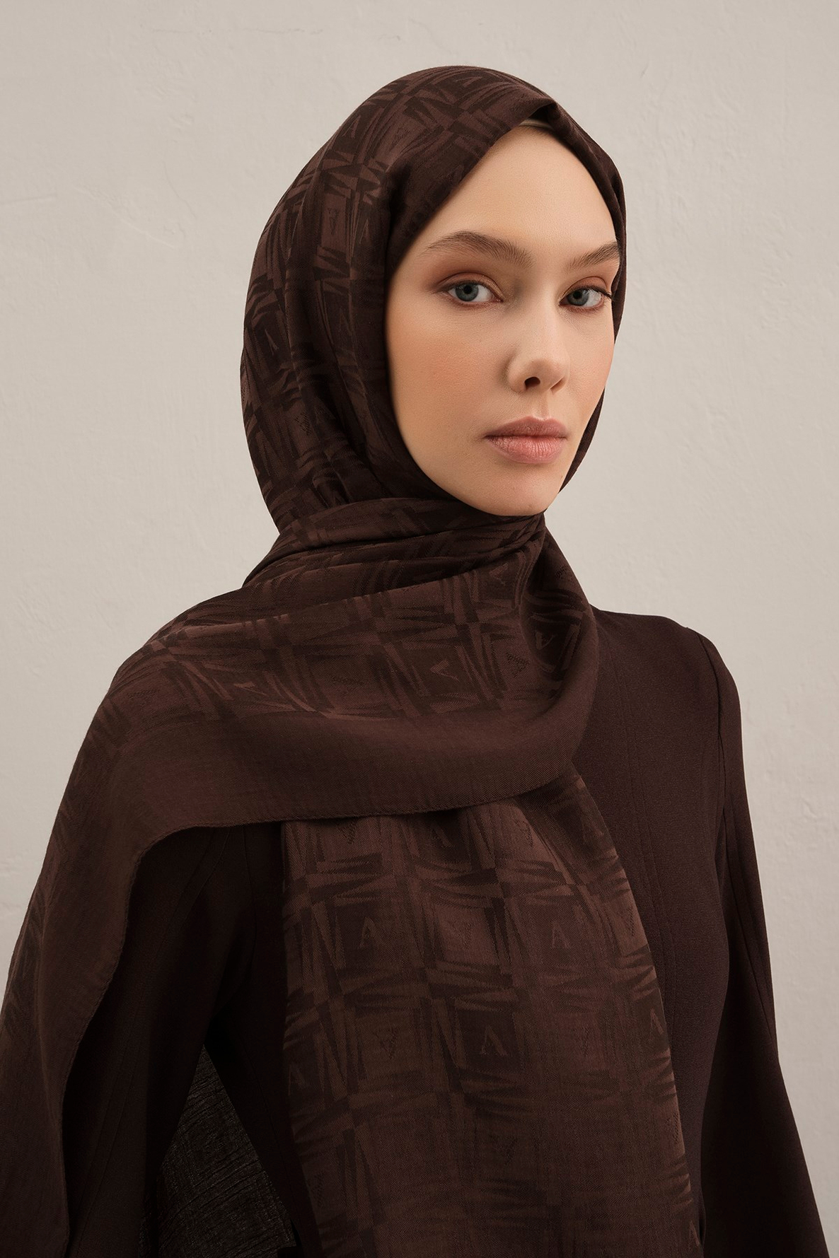 Armine Lyocell Naia Kare Monogram Şal 6 10