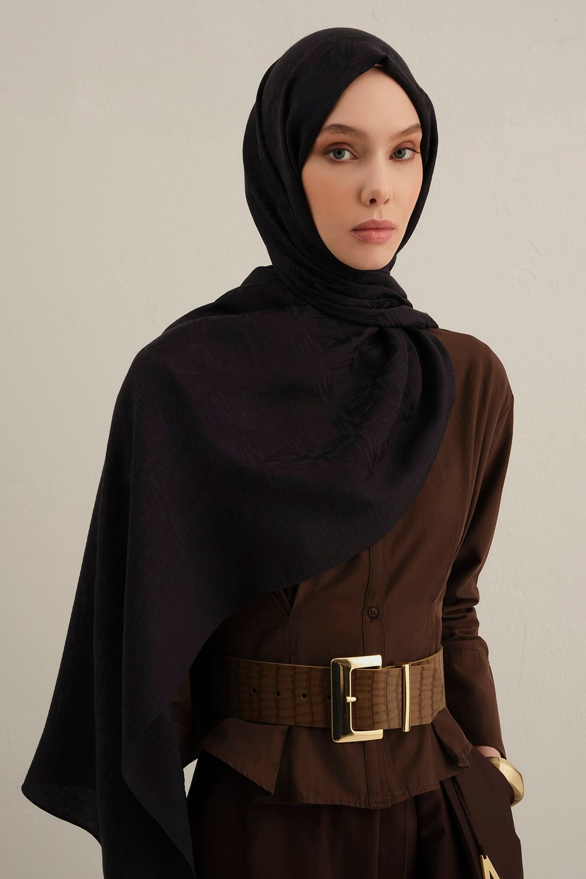 Armine Lyocell Naia Kare Monogram Şal 6 03