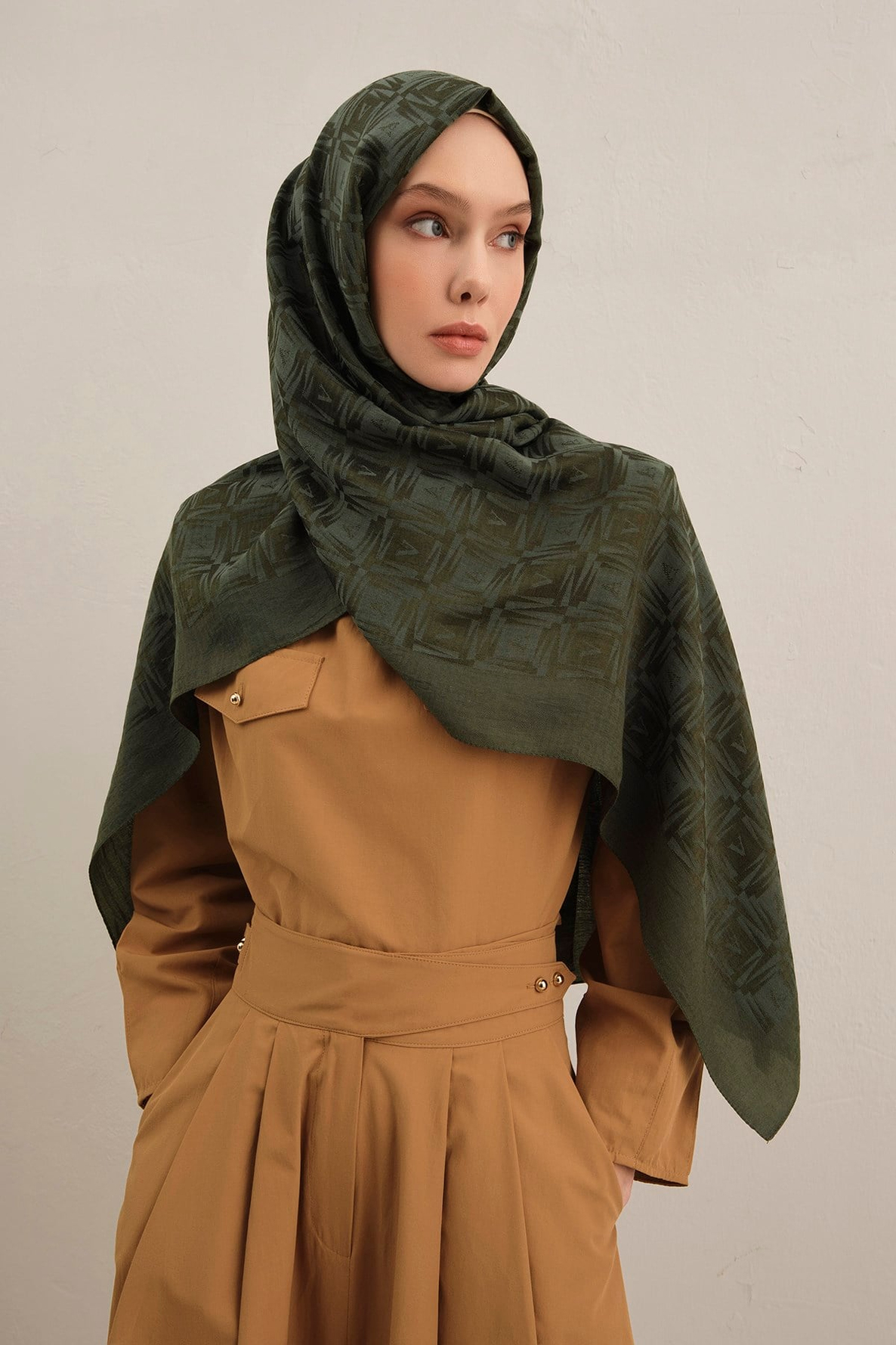 Armine Lyocell Naia Kare Monogram Şal 6 54