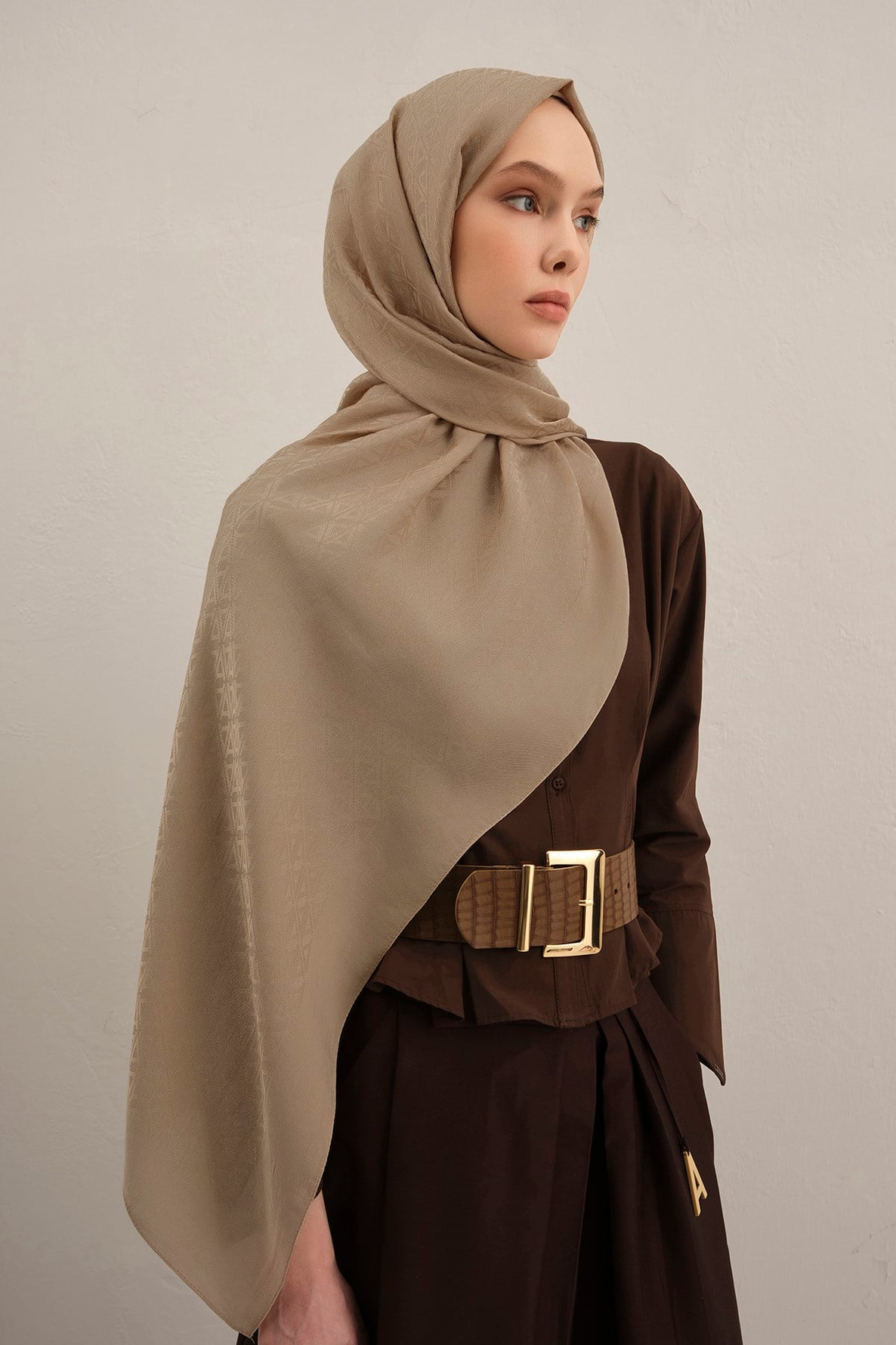 Armine Lyocell Naia Üçgen Monogram Şal 5 04