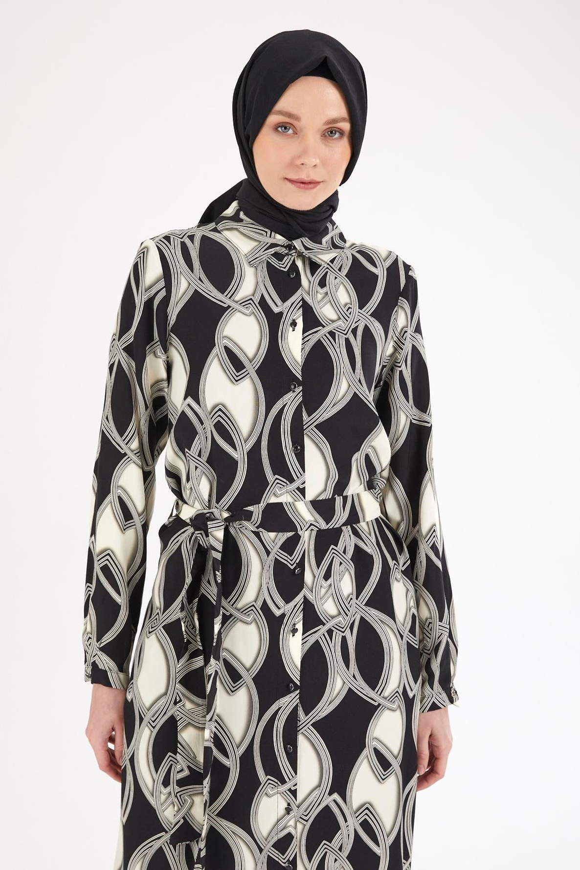 ARMİNE TREND Beli Kuşaklı Boydan Düğmeli Tunik-Siyah 25YT421