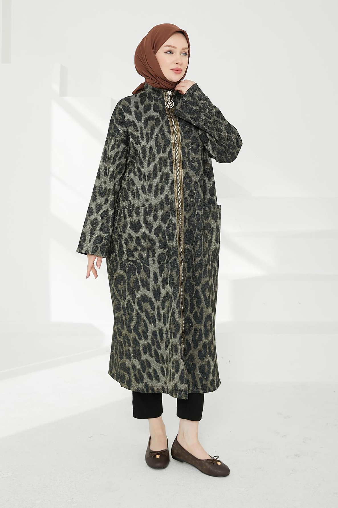 ARMİNE TREND Boydan Fermuarlı Salaş Kesim Giy Çık-Leopar 24KT525