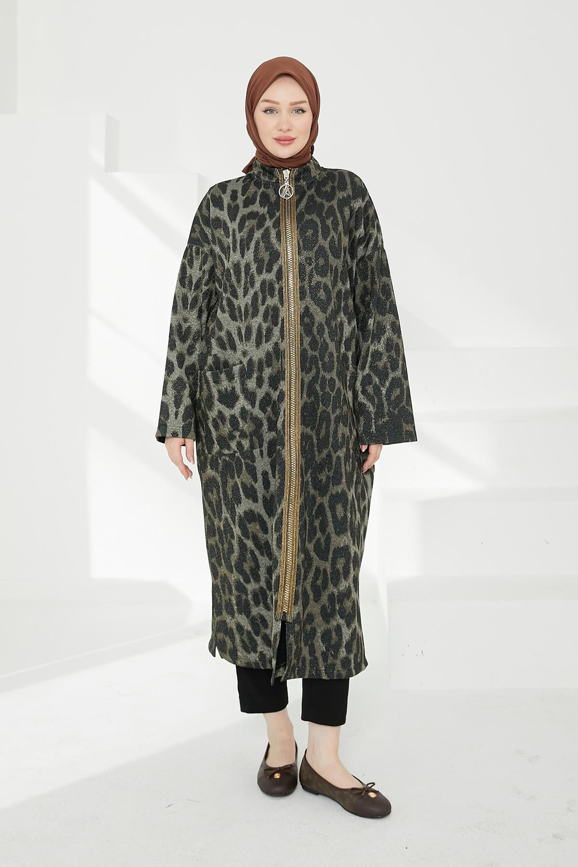 ARMİNE TREND Boydan Fermuarlı Salaş Kesim Giy Çık-Leopar 24KT525
