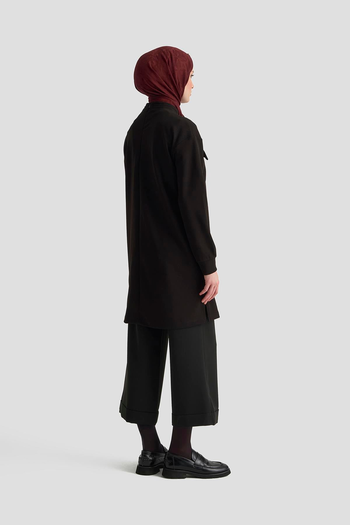 ARMİNE TREND Cep Kapağı Taş Detaylı Taşlı Bağcıklı Crep Tunik Siyah 25KT451