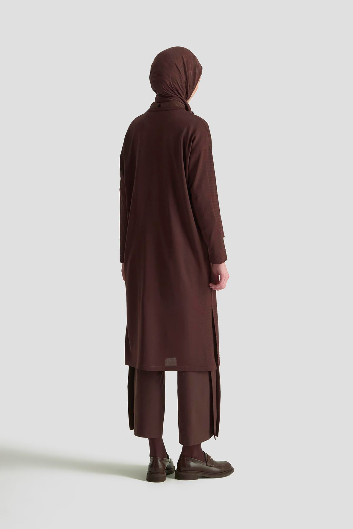 armine-trend-kollari-cizgi-