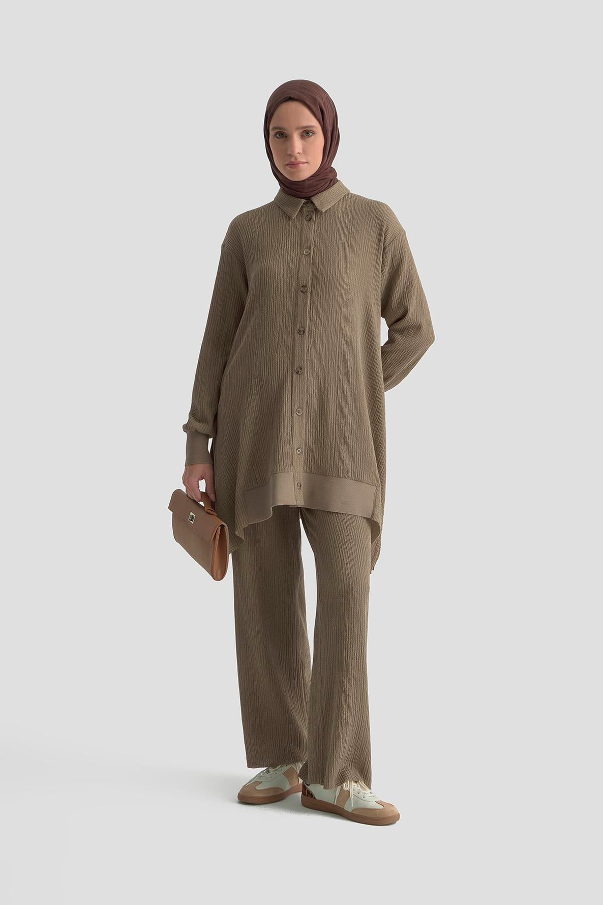 ARMİNE TREND Ribana Detaylı Asimetrik Kesim Fitilli Pantolonlu İkili Takım Camel 25KT6103