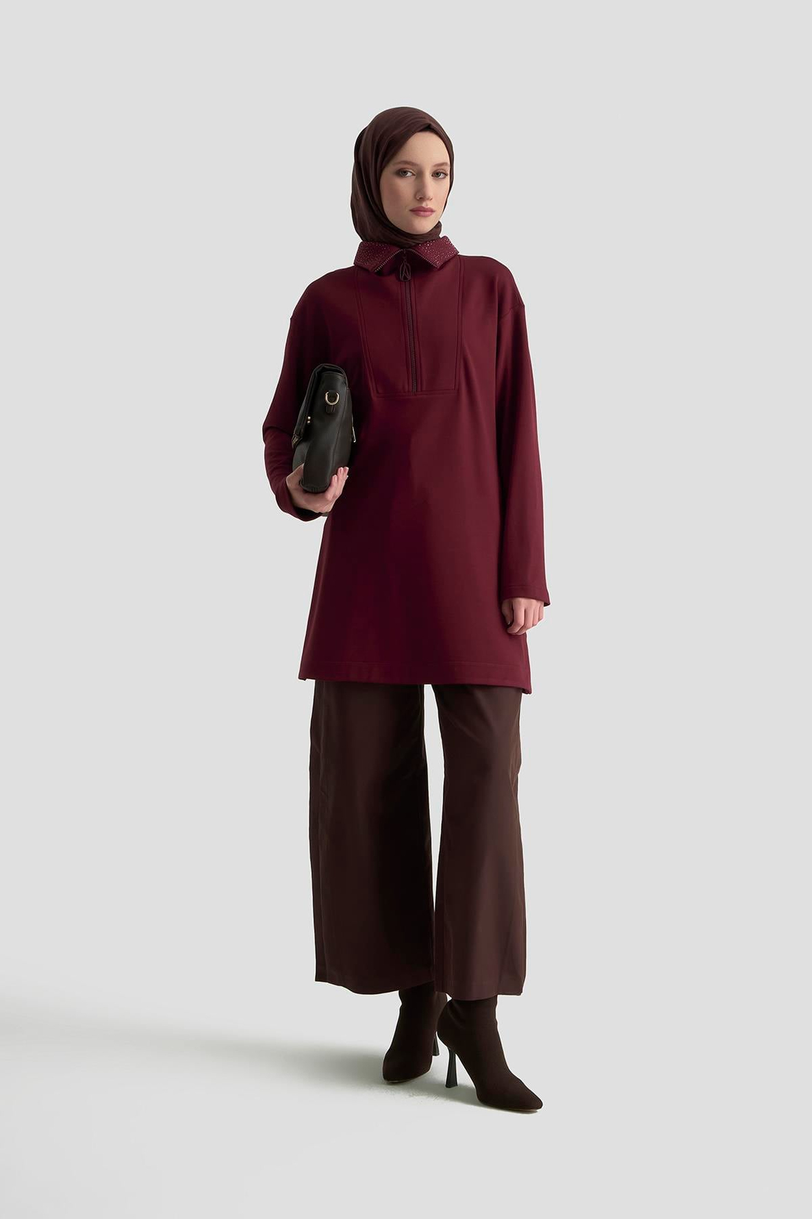 ARMİNE TREND Yakası Taş Detaylı Yarım Fermuarlı Tunik Mürdüm 25KT406