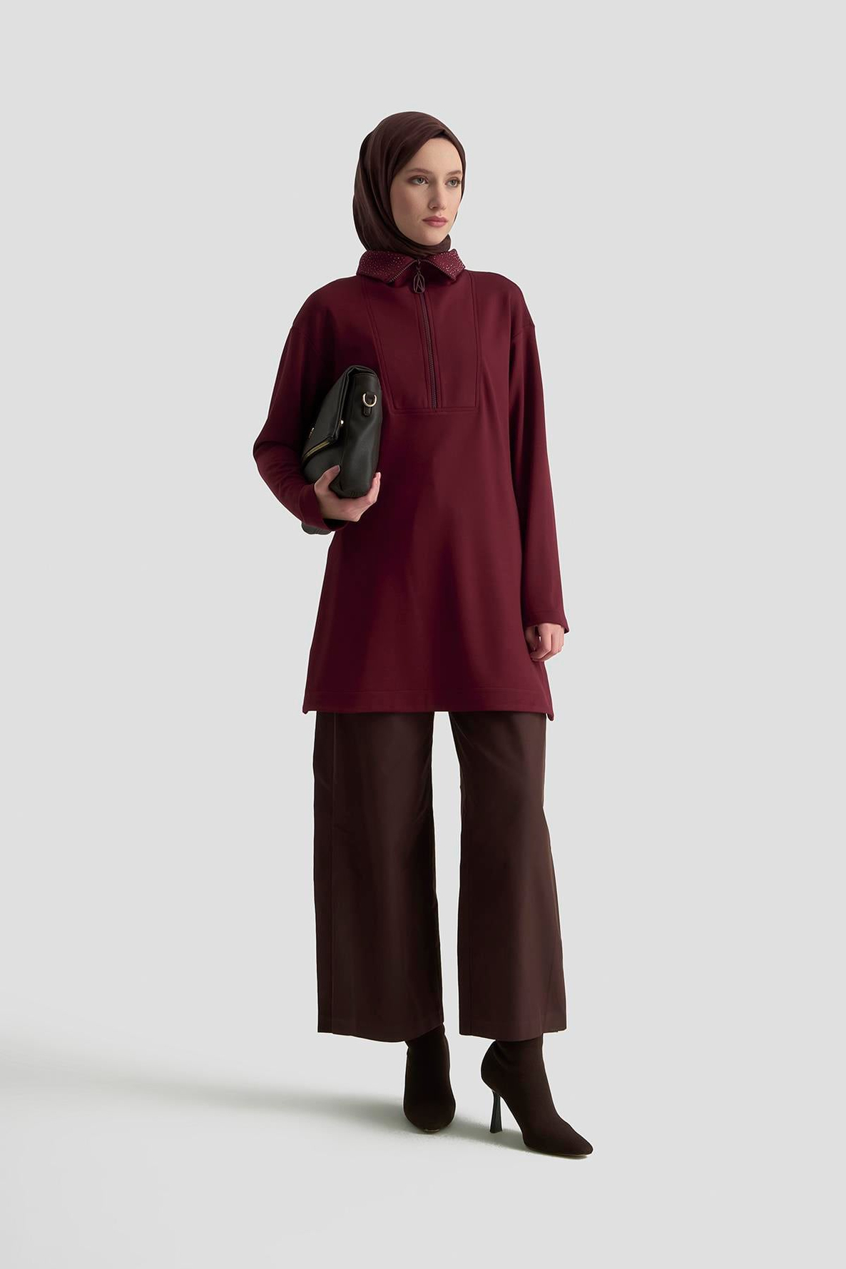 ARMİNE TREND Yakası Taş Detaylı Yarım Fermuarlı Tunik Mürdüm 25KT406